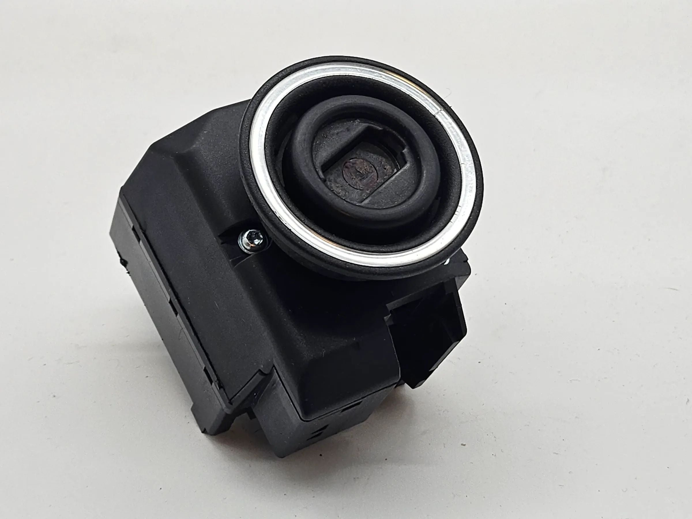 Original MERCEDES-BENZ W210 W208 W202 Zündschloss Ohne Schlüssel 2105450208