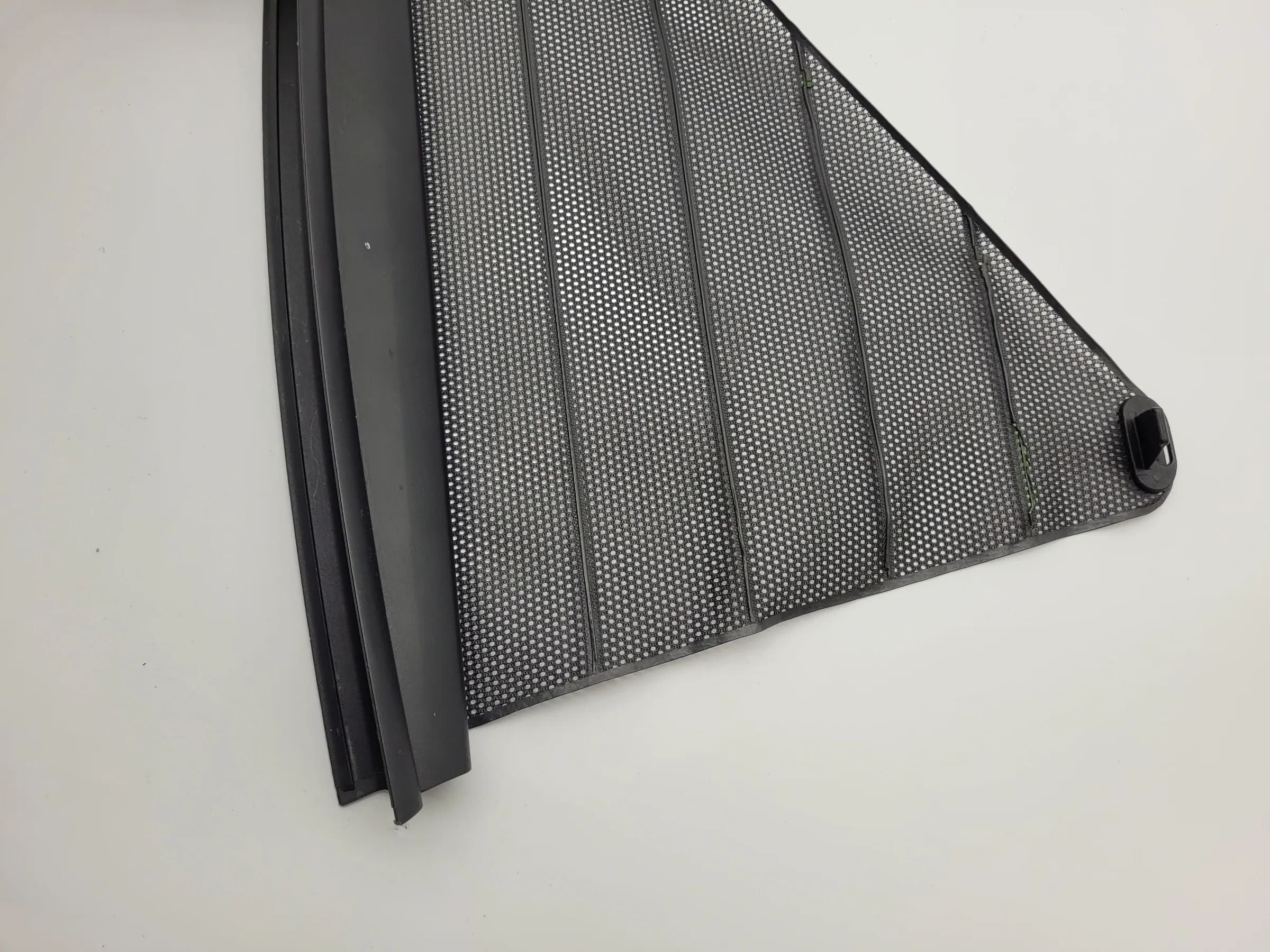 Original BMW X5 (E53) Sonnenblende Sonnenschutzrollo Hinten Rechts 51168266358