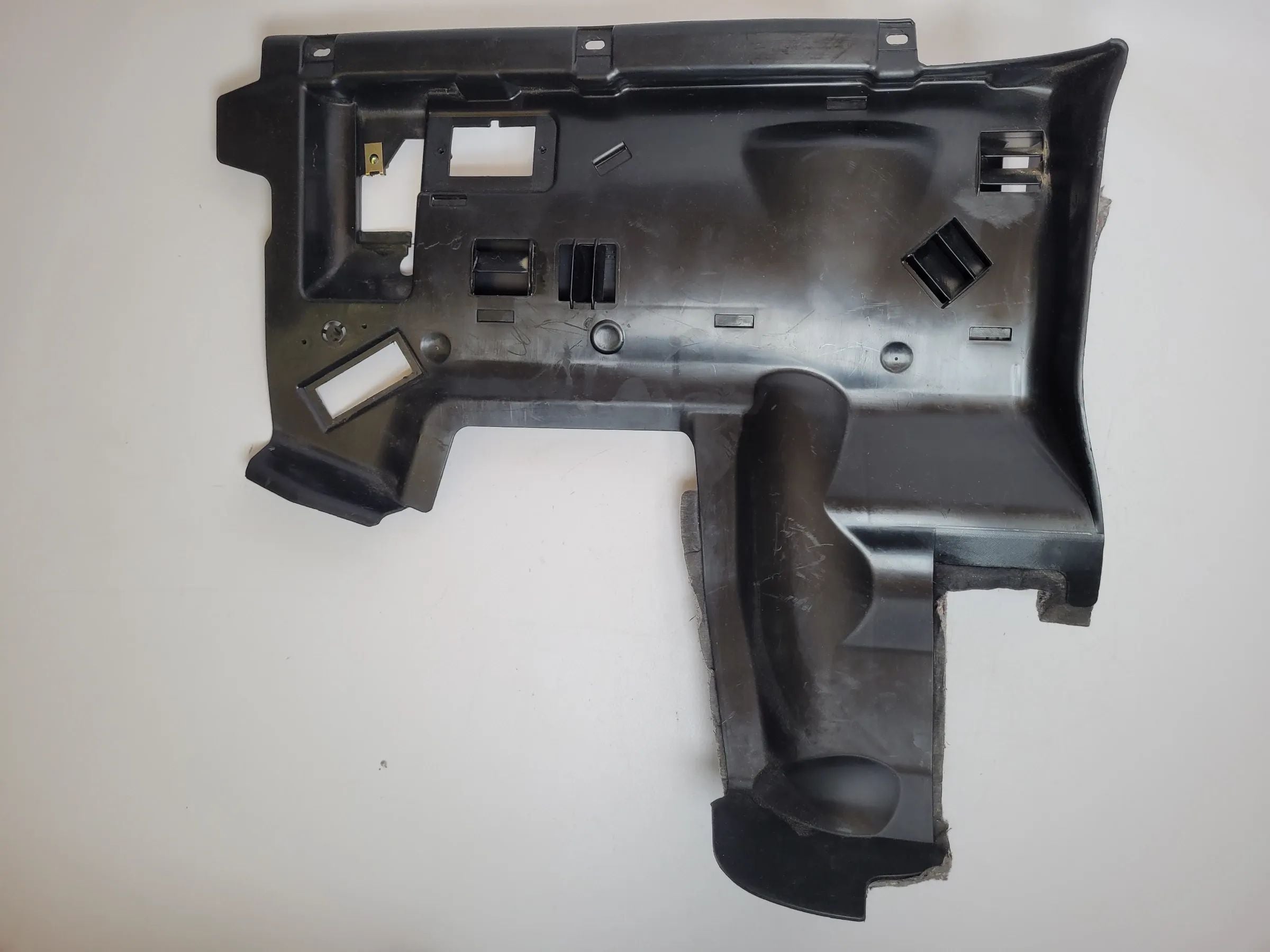 Original Mercedes-Benz C-Klasse (W203) Fußraumverkleidung Links A2036804739