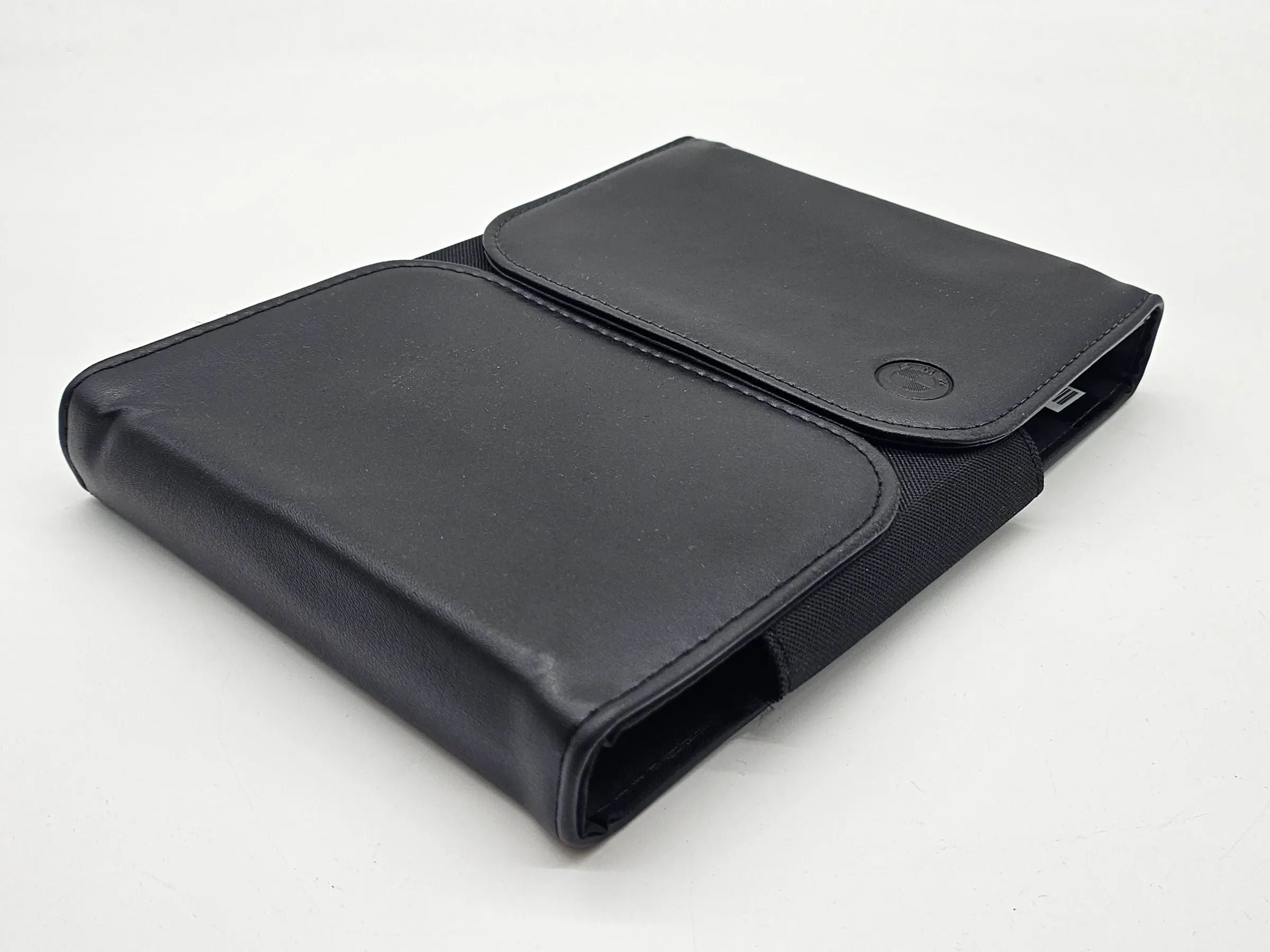 Original BMW 5 er F90 Premium Bordmappe Stoff Leder 01402982694