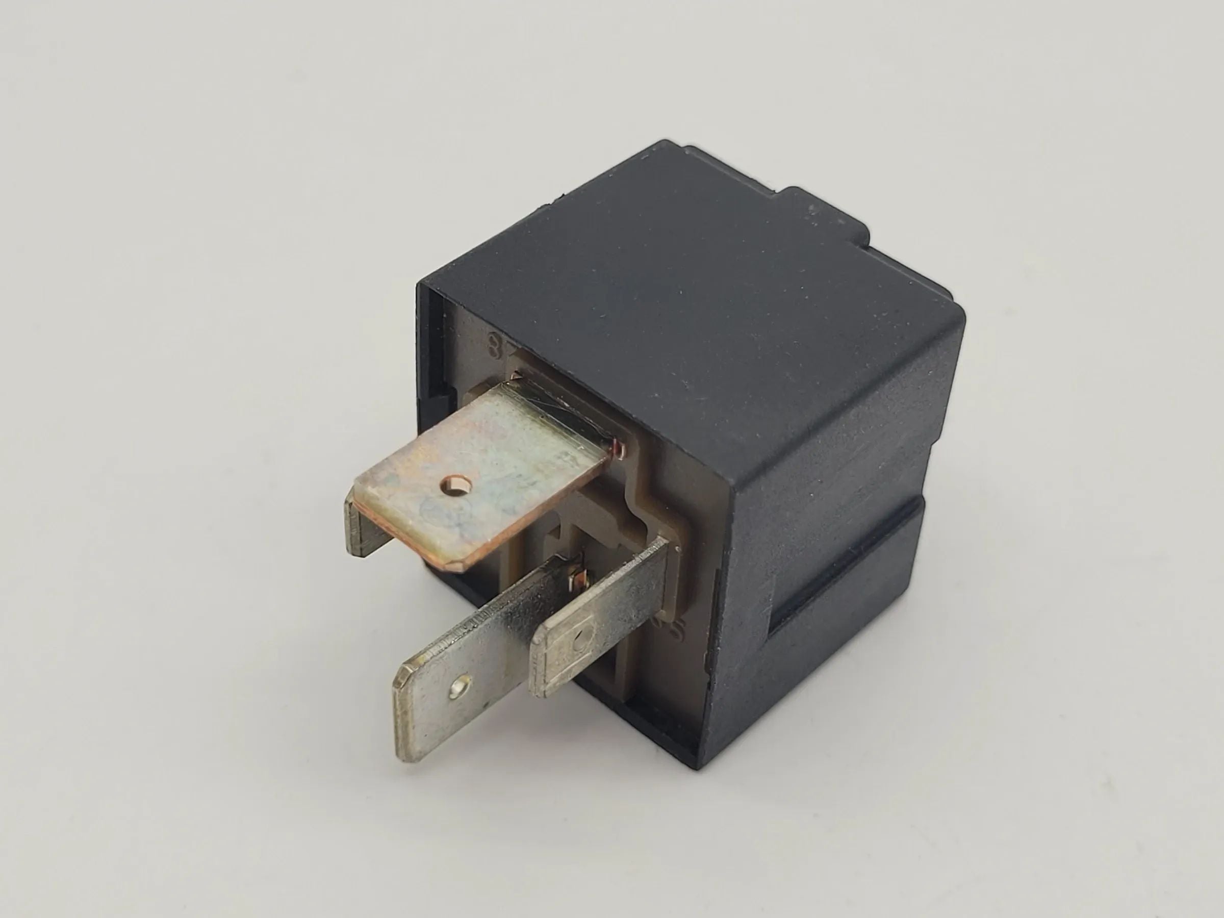 Original Fiat Punto/Ducato/Stilo/Bravo Relais 46520429