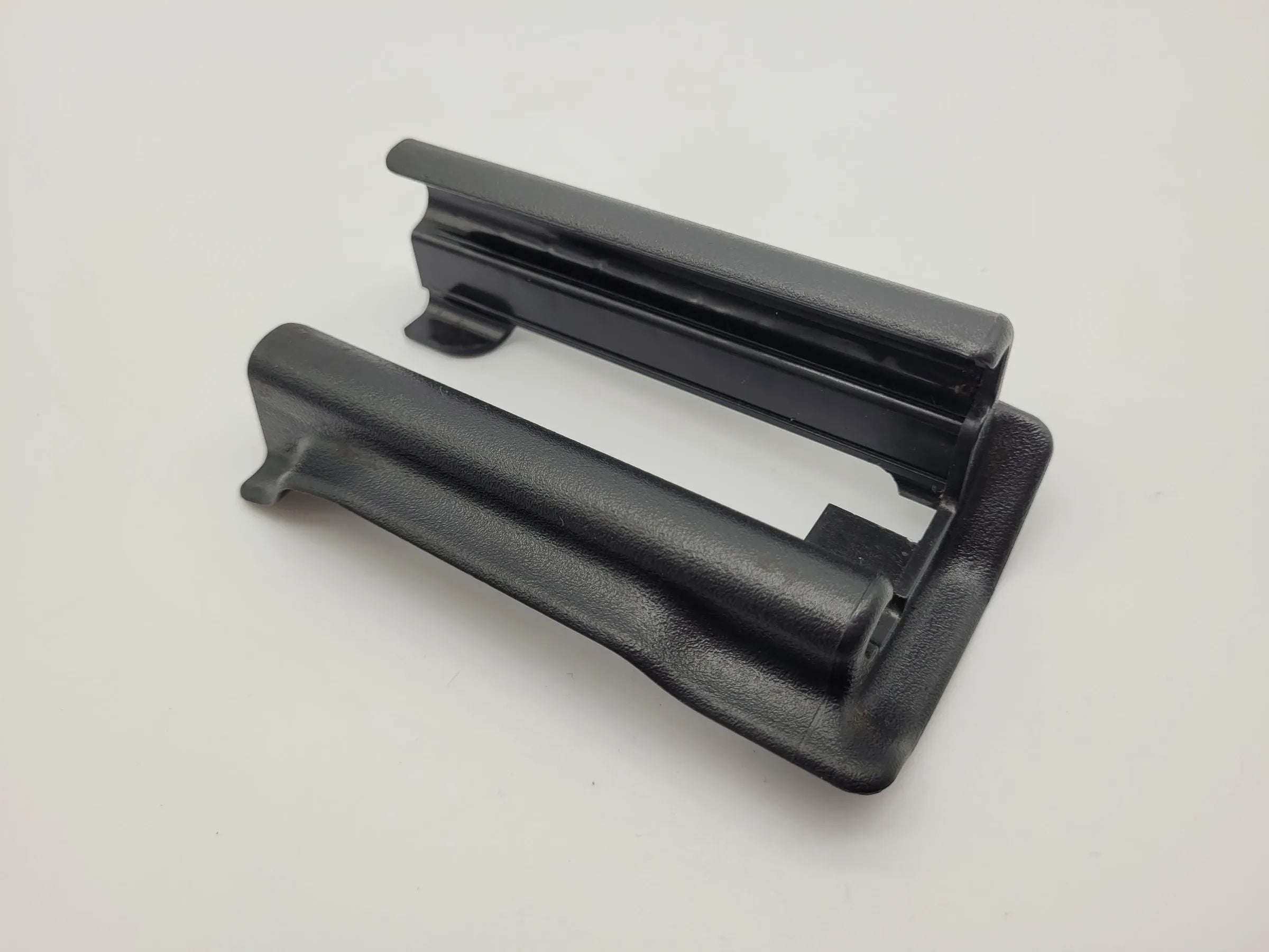 Original Mercedes-Benz C-Klasse (W203) Sitzschienenabdeckung A2039190920