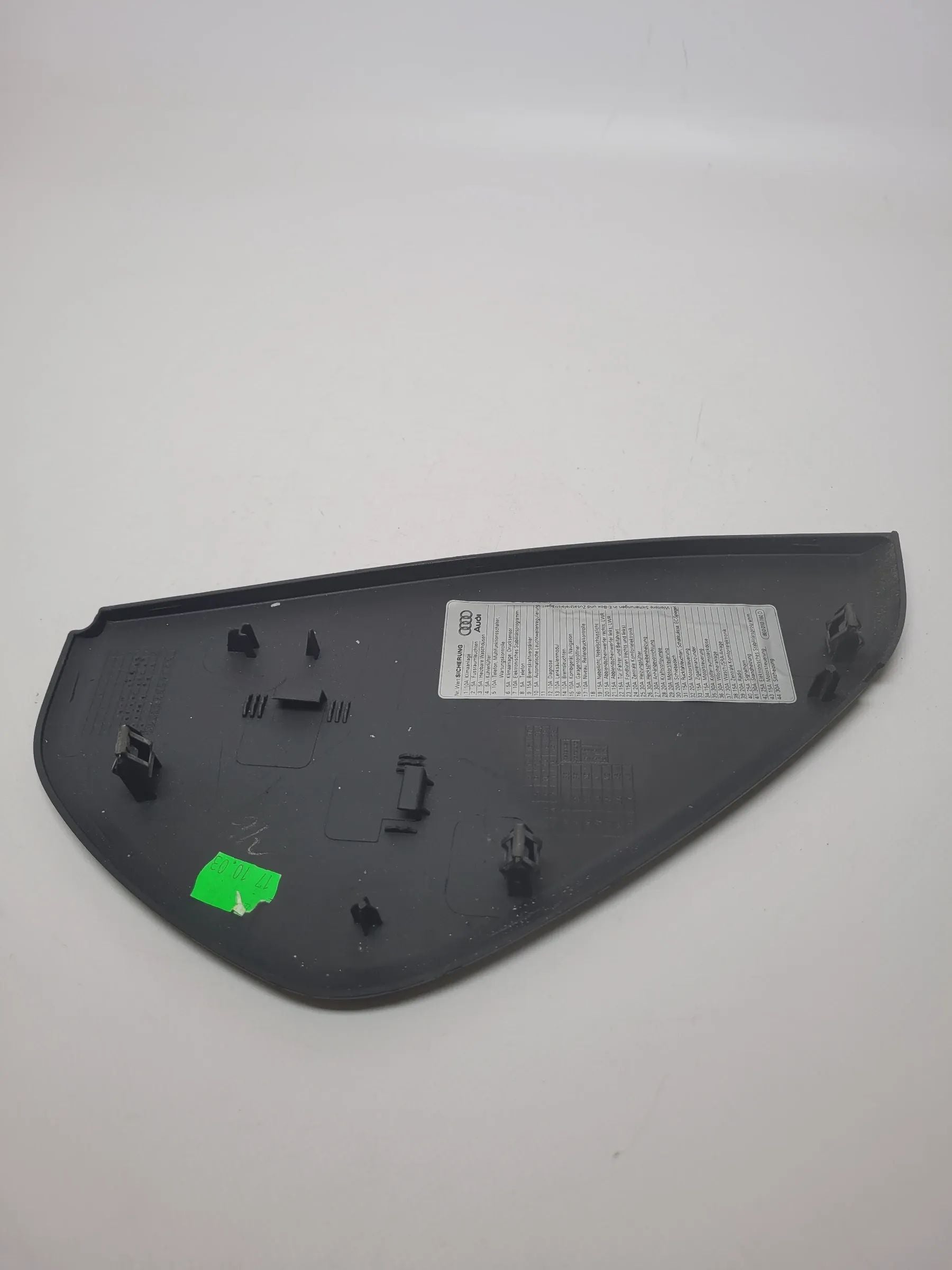 Original Audi A4 (8E/B6/B7) Verkleidung Armaturenbrett Links 8e0857085a