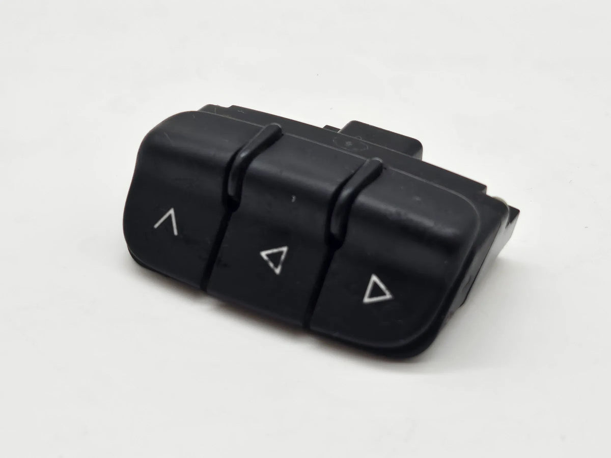 Orig. Audi A6 4B Multifunktionstasten Radio Telefonbedienung Lenkrad 8E0951527L