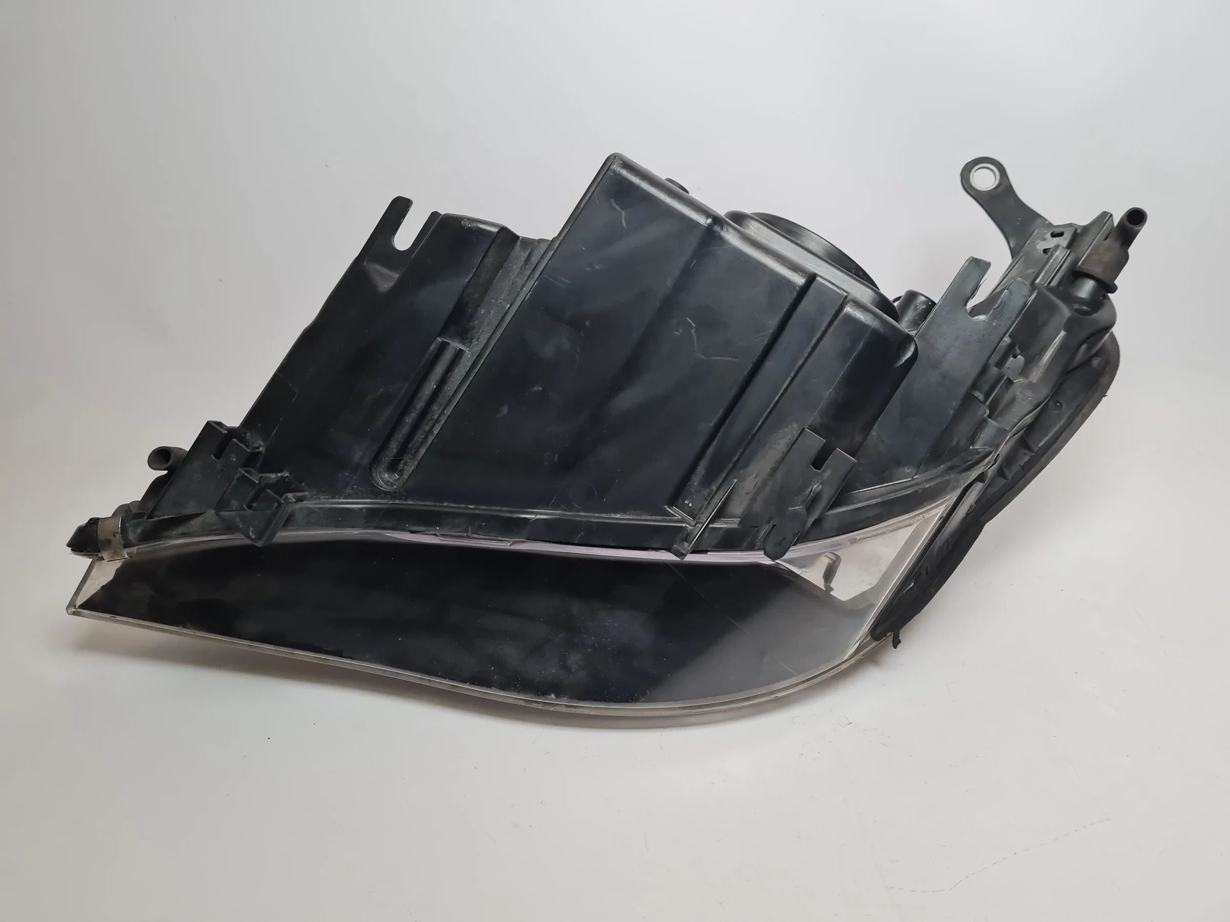 Original BMW 5er (E60/E61) Scheinwerfer / Frontleuchte Rechts 15872200