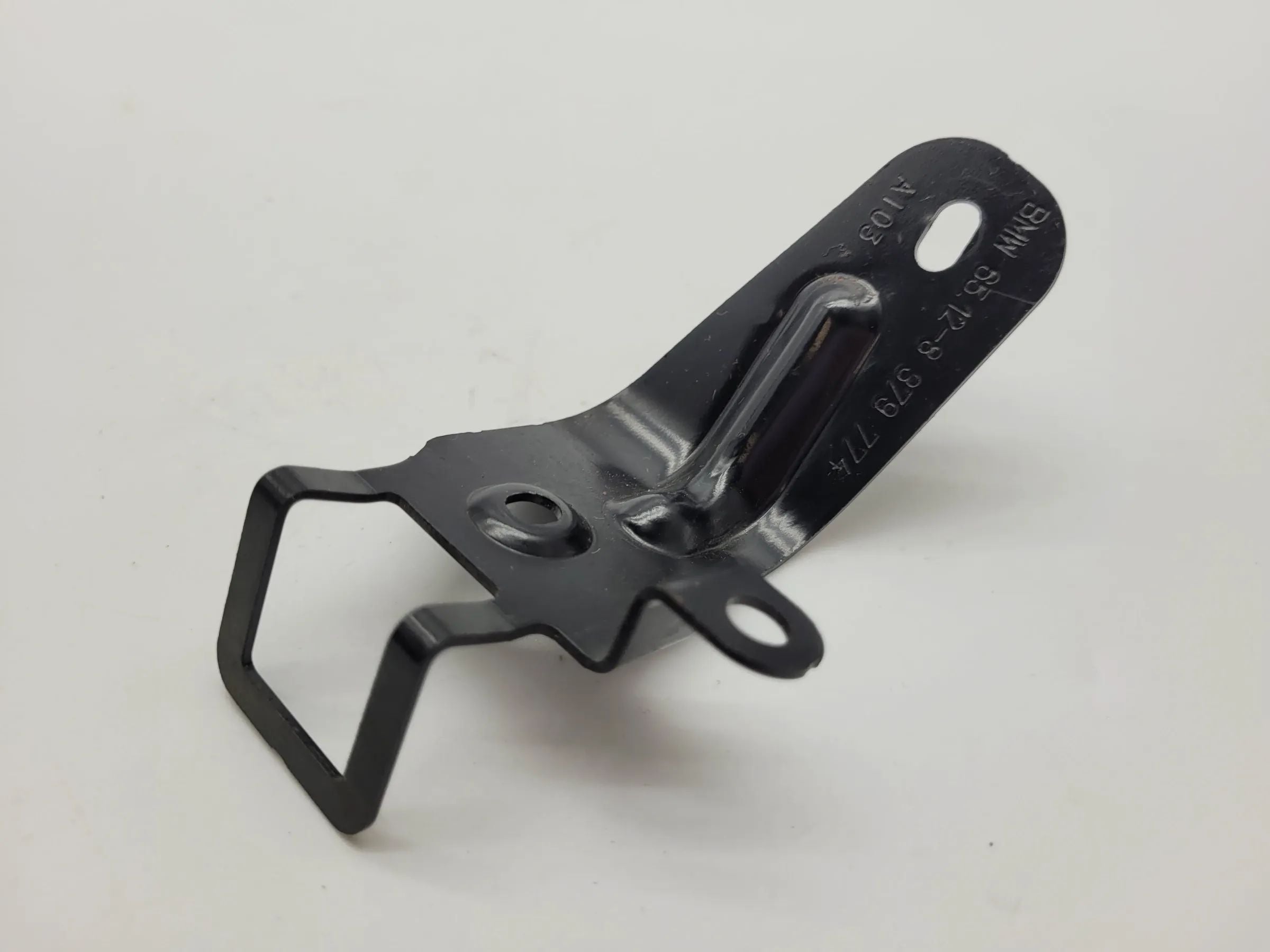 Original BMW X5 (E53) Teilehalter Bord Monitor Radio 65.12-8379774