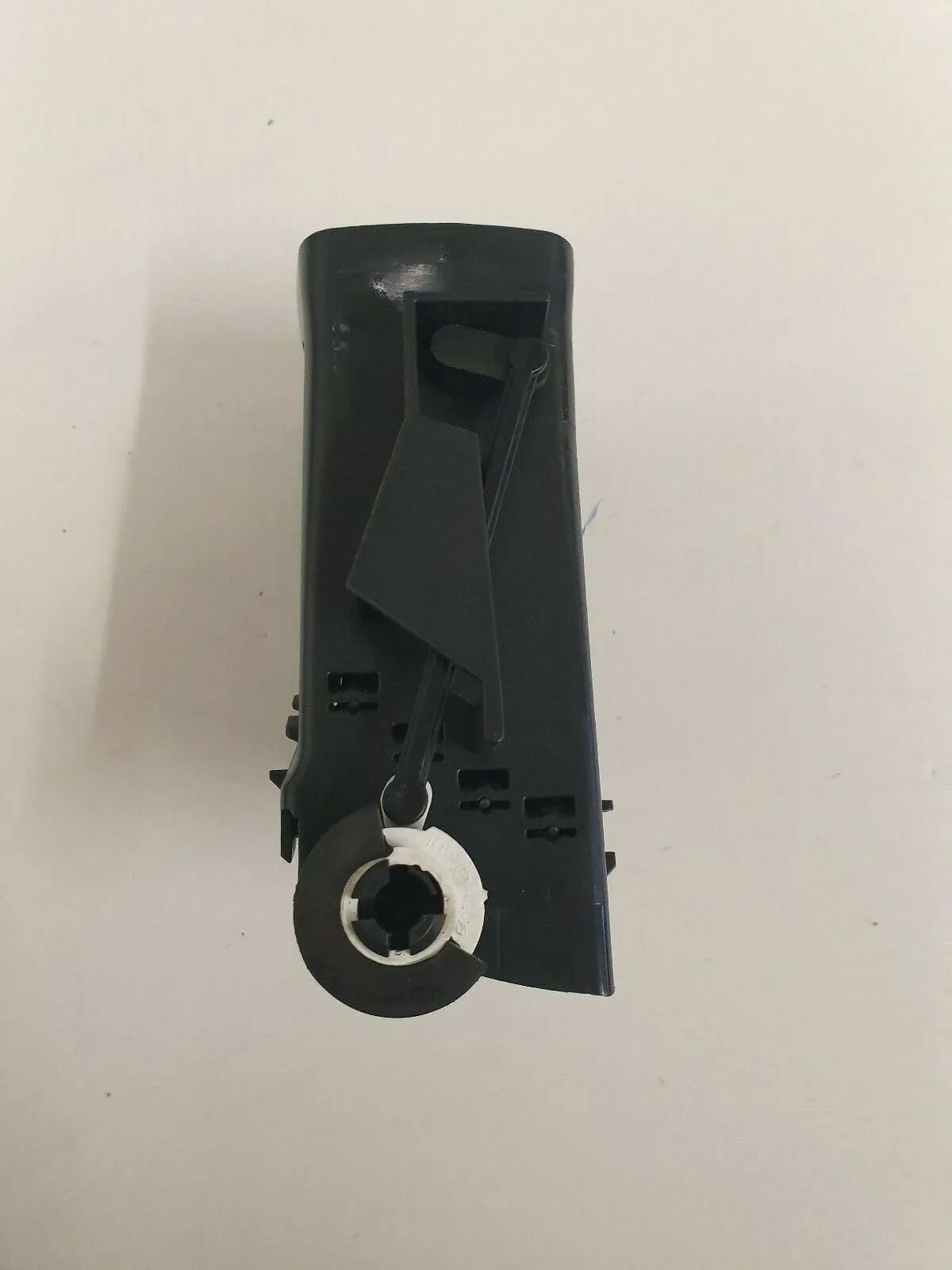 असली ओपेल Zafira B K5 दाएं साइड एयर वेंट 13144402