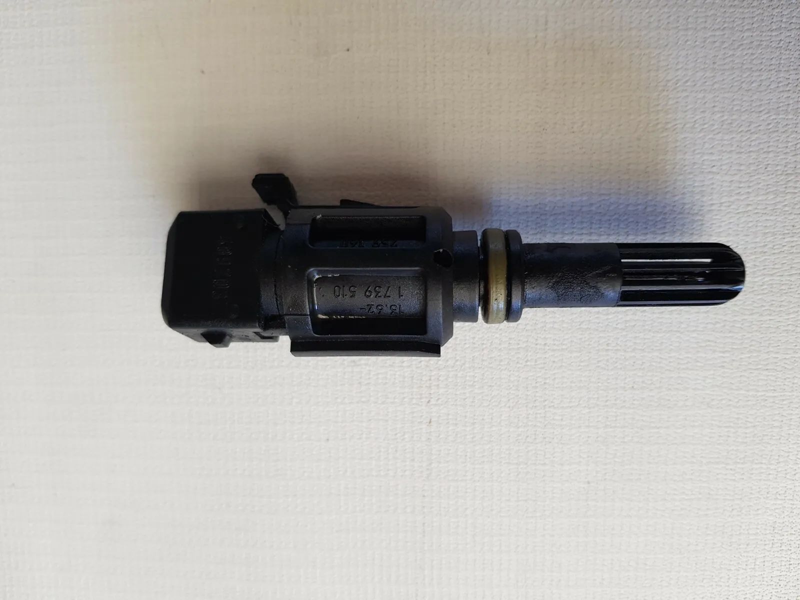 Original BMW E38 E39 intake air temperature sensor air intake sensor 1739510 