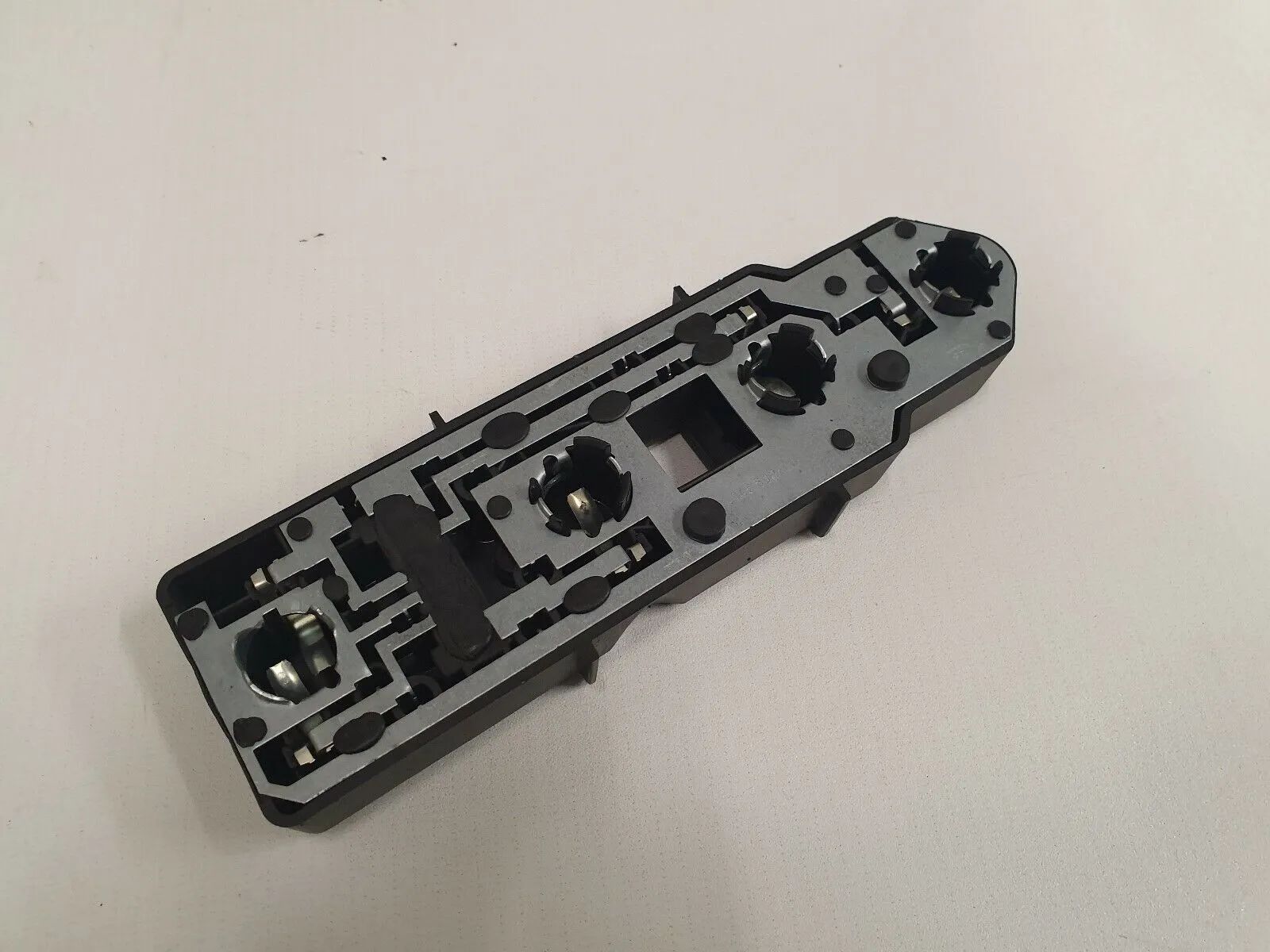 Lampenträger links oder rechts 14653100 Mercedes-benz C-klasse H0 W202 T K14