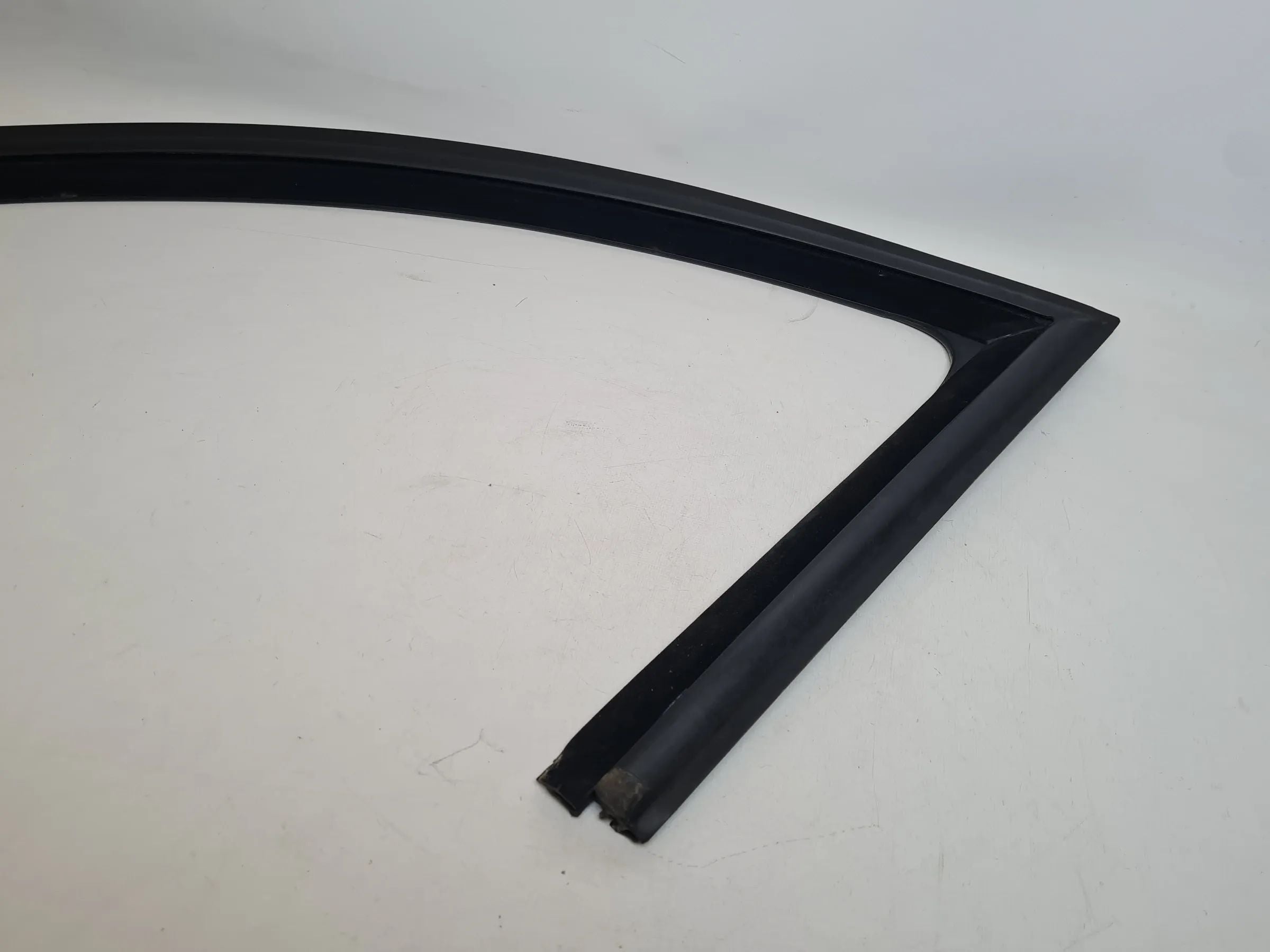 Seat Ibiza IV (6J5/6P1) Fensterführung Leiste Vorne Links 6J4837431FD