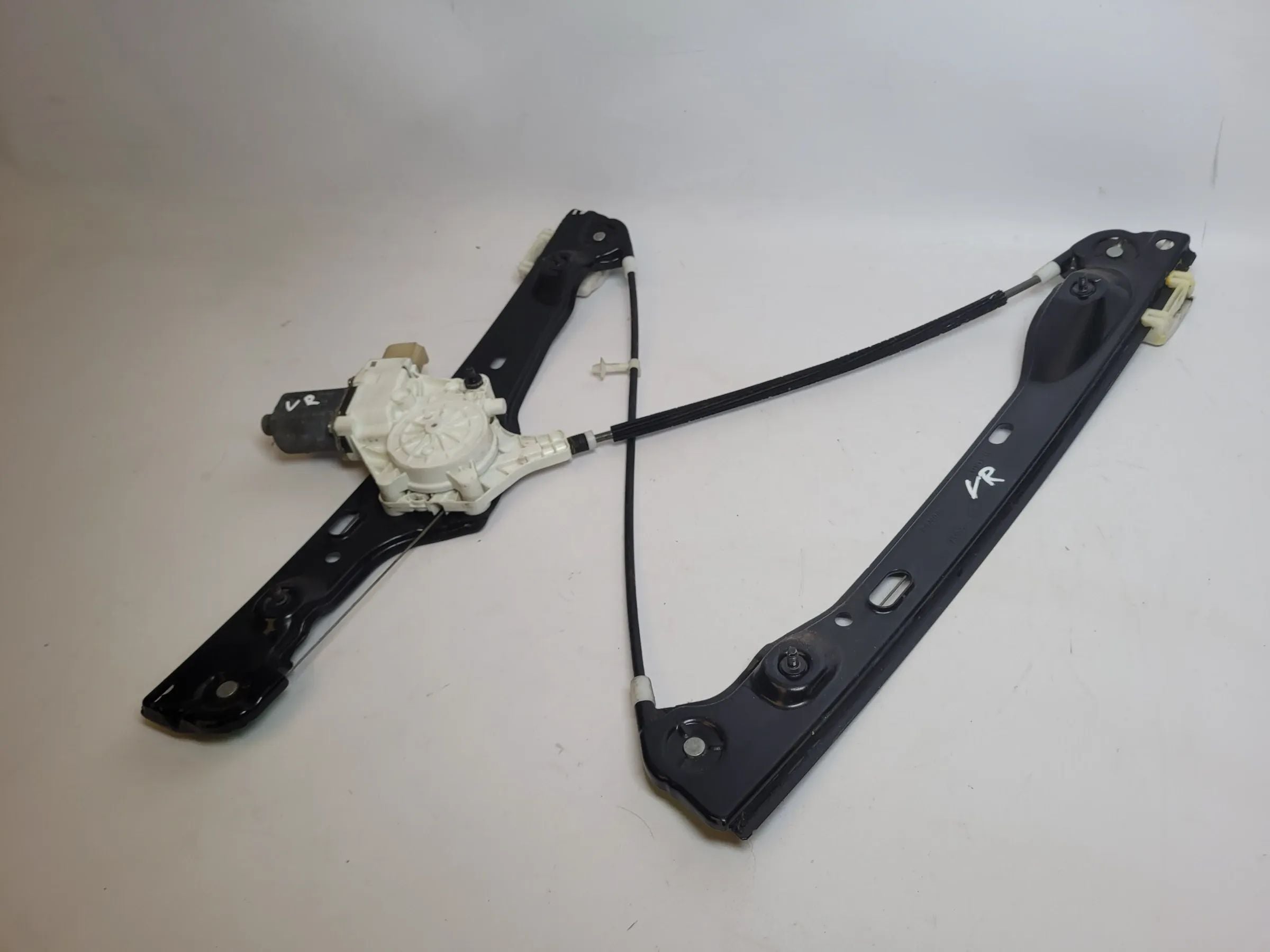BMW 3er Touring E91 Fensterhebermotor + Gestänge Vorne Rechts 7060266 Original