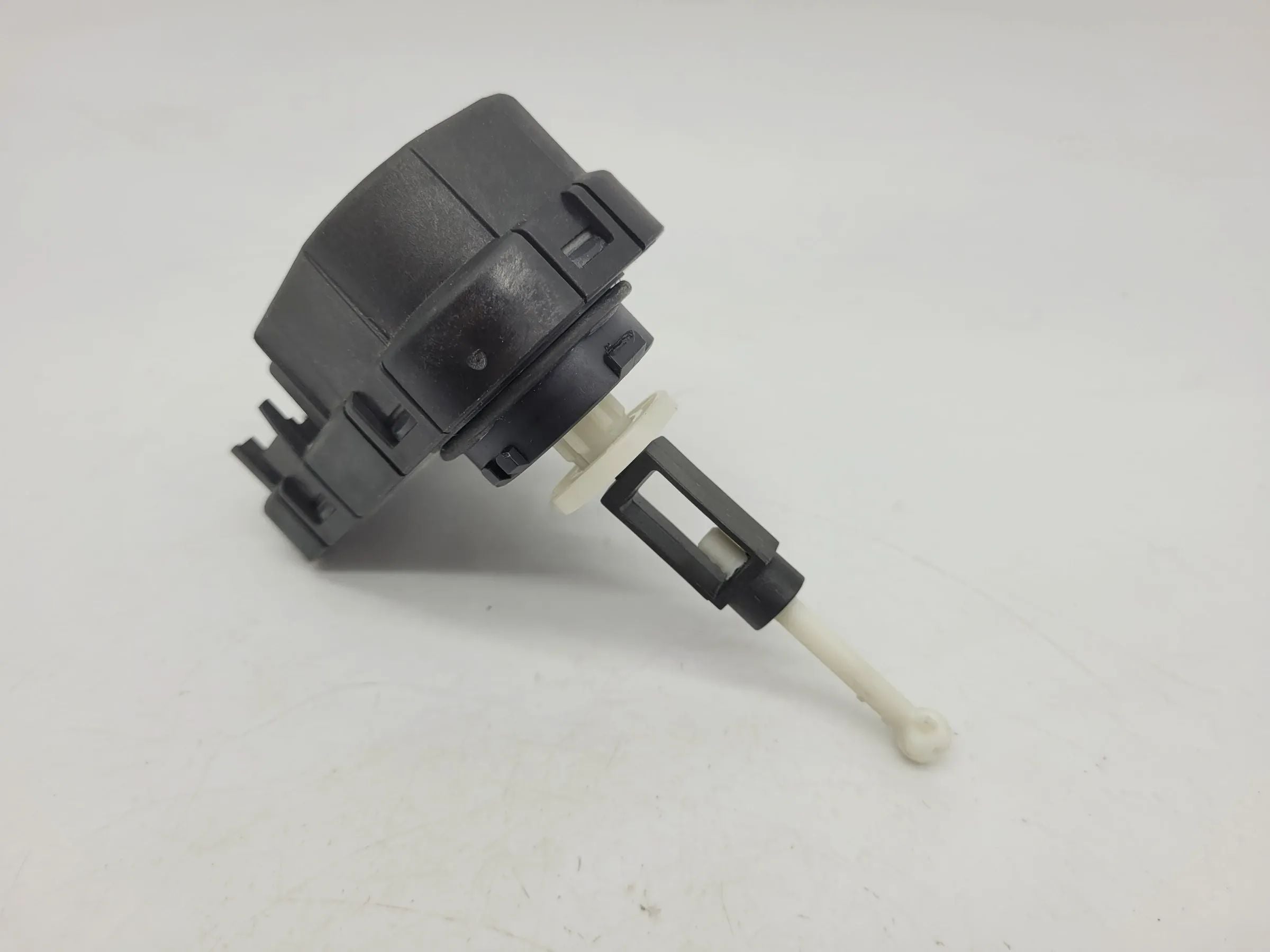 Mercedes E-Klasse W210 Scheinwerfer Stellmotor LWR L/R 00745700 (Original)