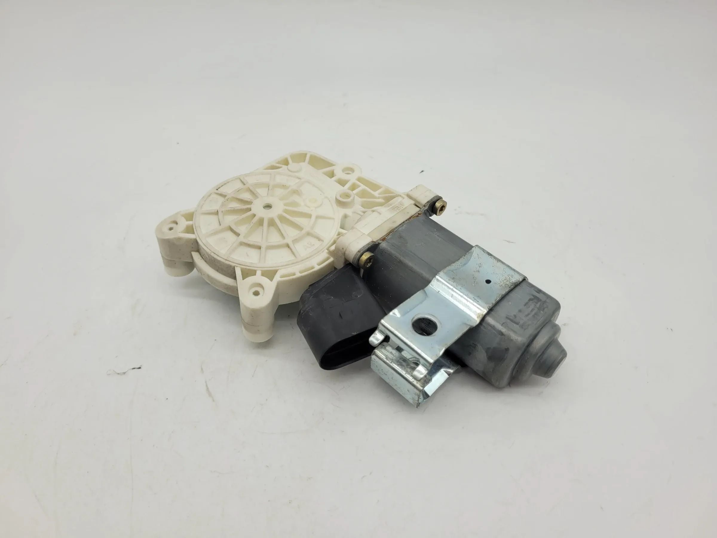 BMW 5er Touring E61 Fensterhebermotor Vorne Rechts 6922268 Original