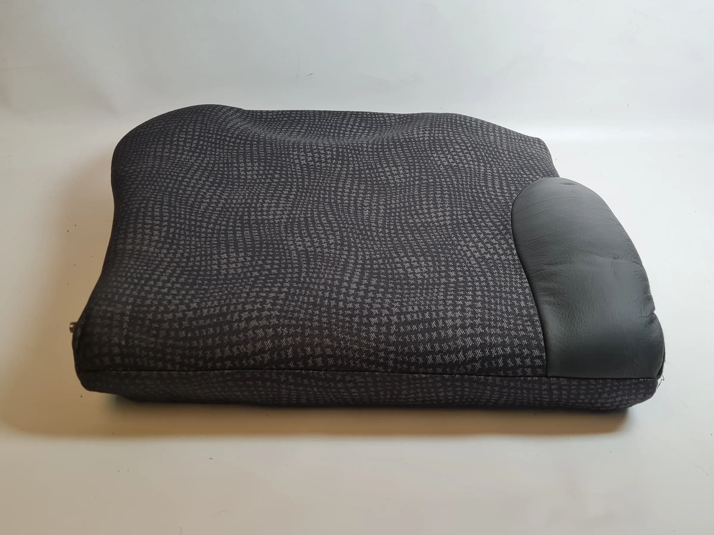 Mini One R50/R53 Rücksitz Rücklehne Stoff Hinten Rechts 52.20-1486662 (Original)