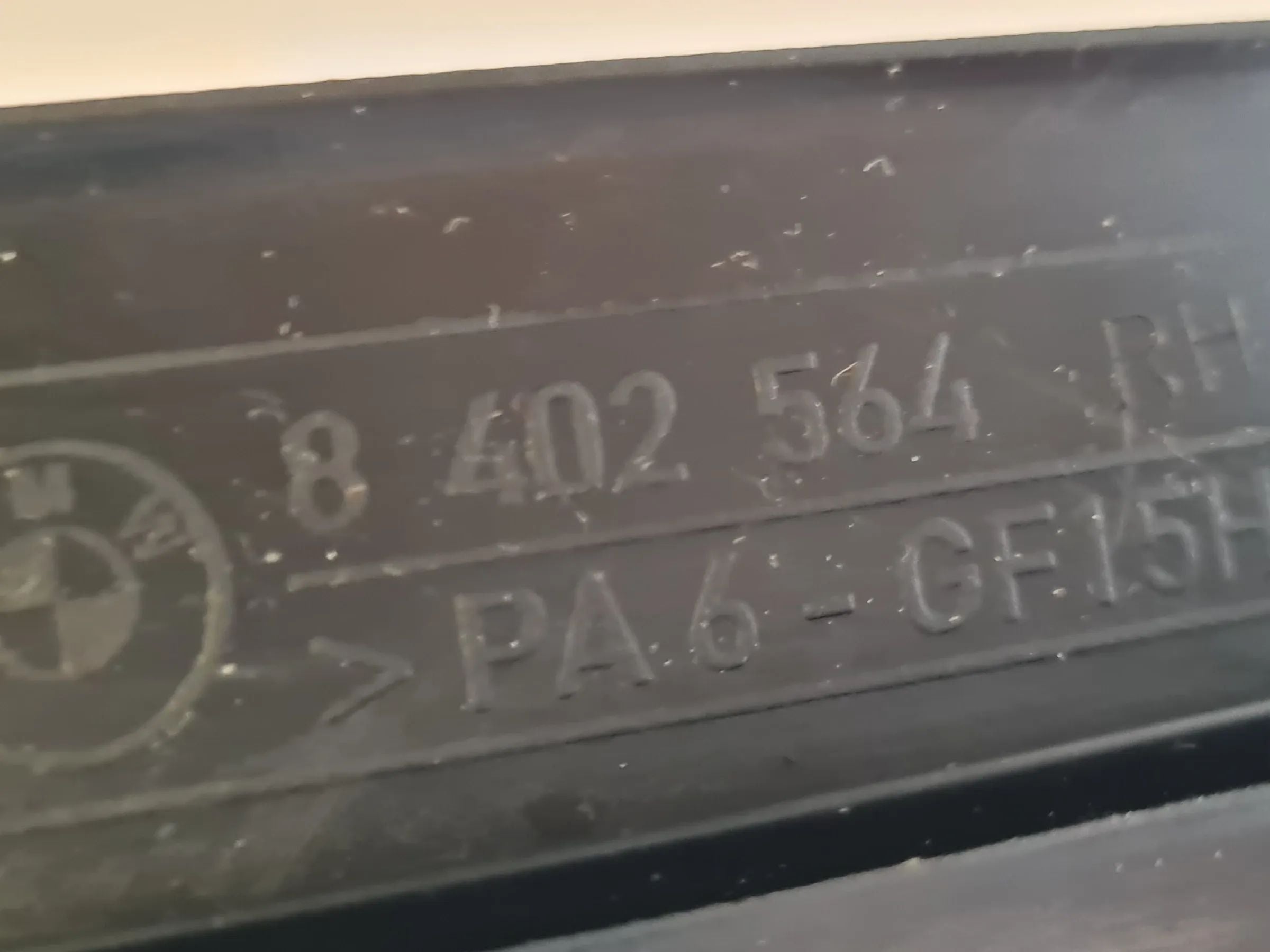 BMW X5 E53 Fensterrahmen Abdeckung Rechts Hinten 8402564 (Original)