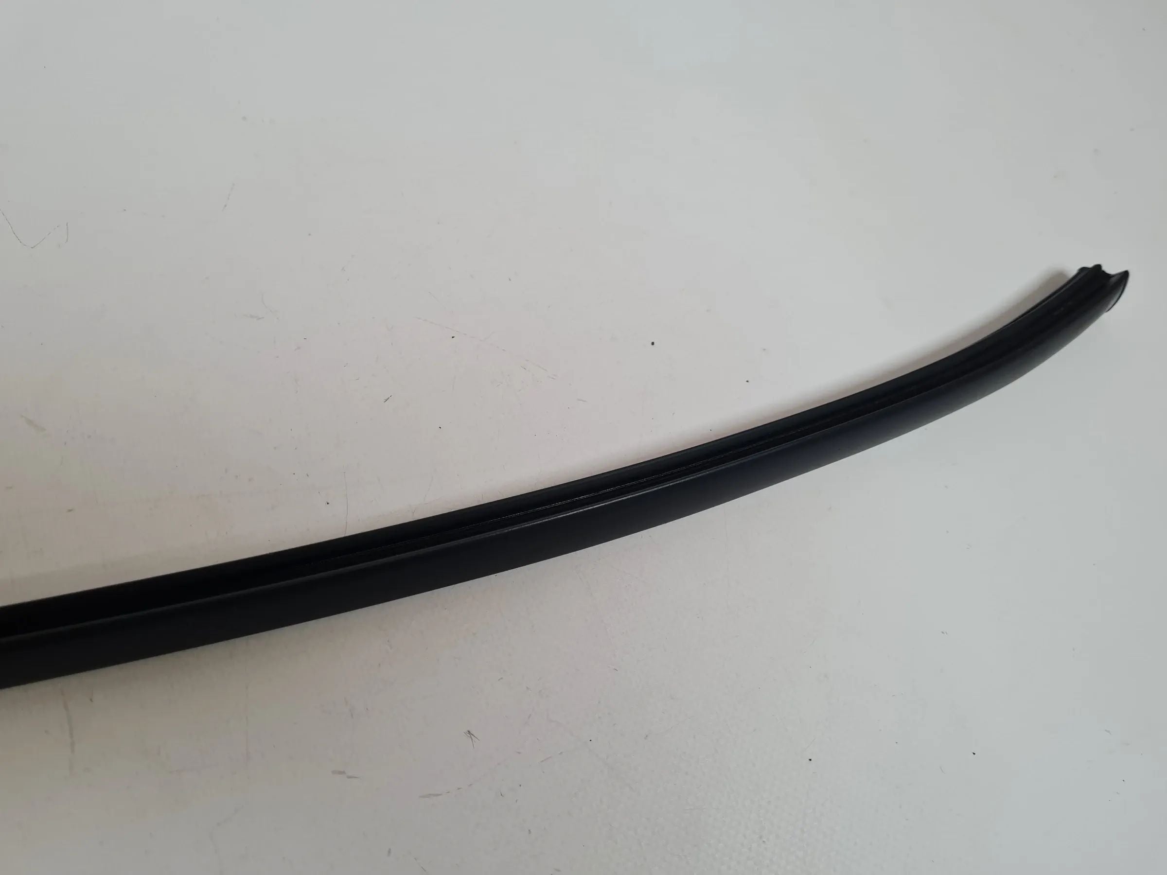 Mini One (R50/R53) Heckleiste Zierleiste Oben Hinten 51.31-7054068 (Original)