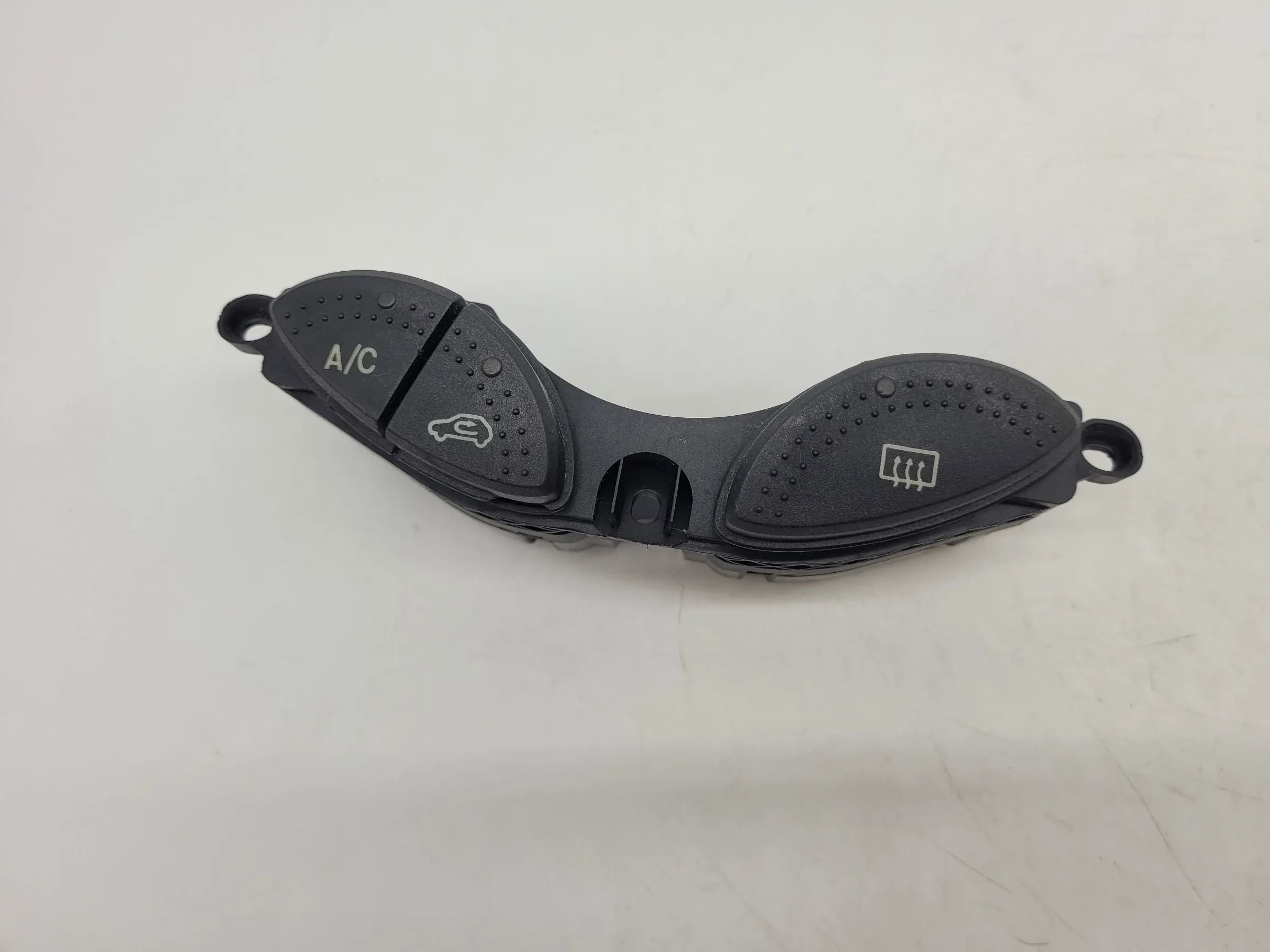 Ford Focus DAW/DBW Schalter Klima Heckscheibenheizung 98AG-19A945-BG (Original)