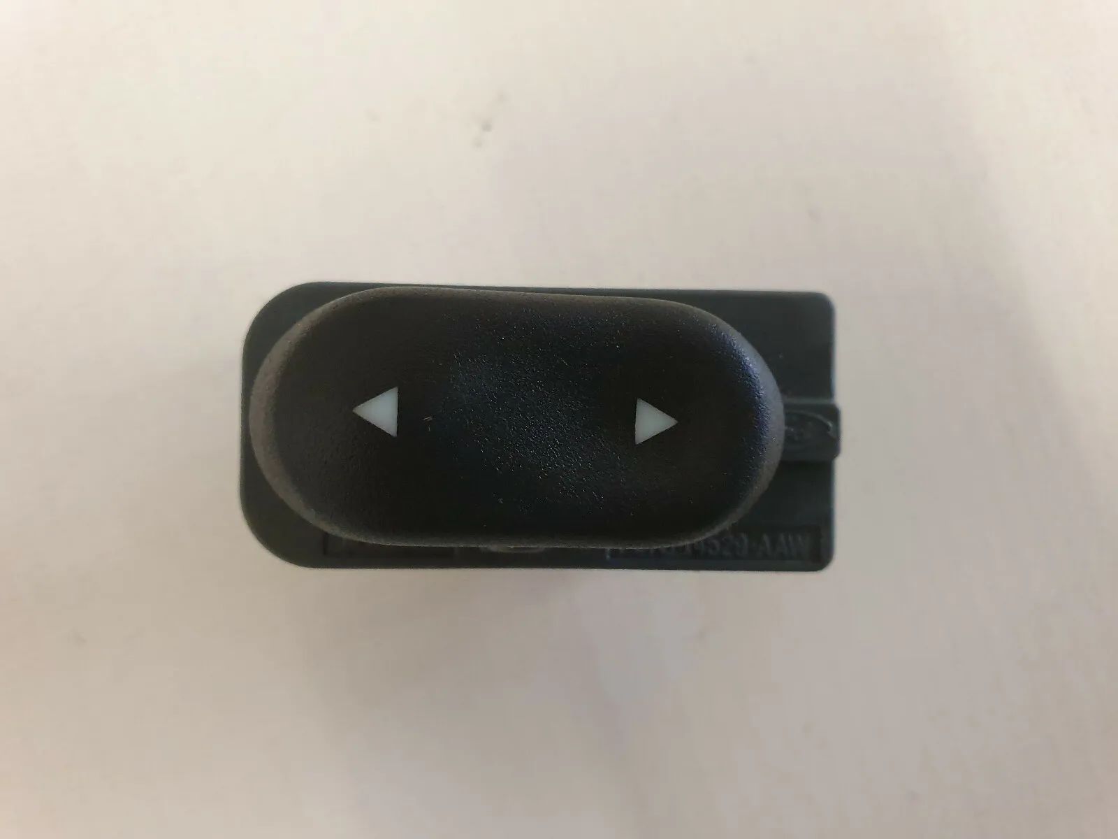 Ford Explorer U2 window switch F87B14592AAW right K28 