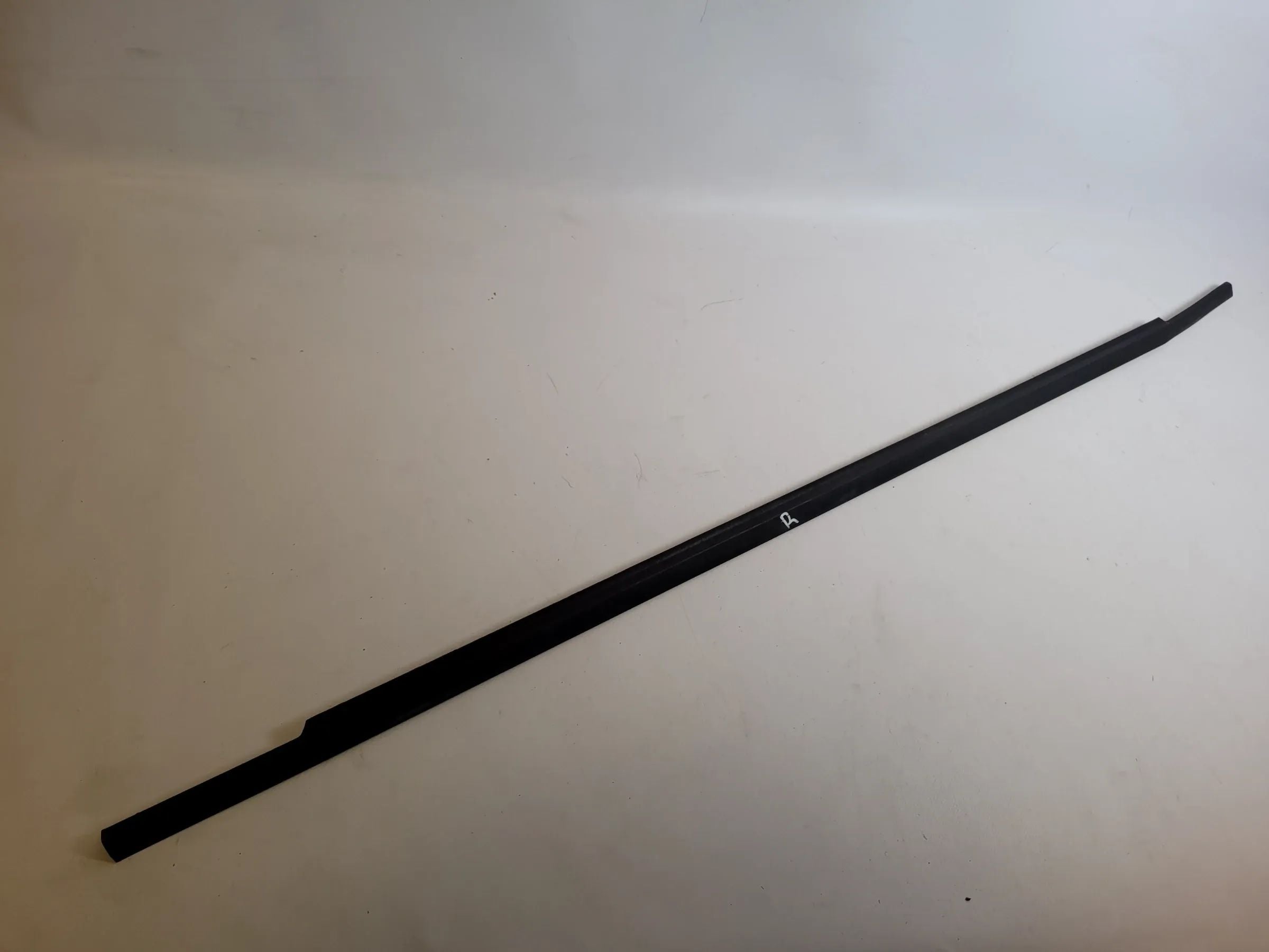 Fiat Punto Grande 199 Fensterschachtleiste Dichtung Vorne Rechts Original