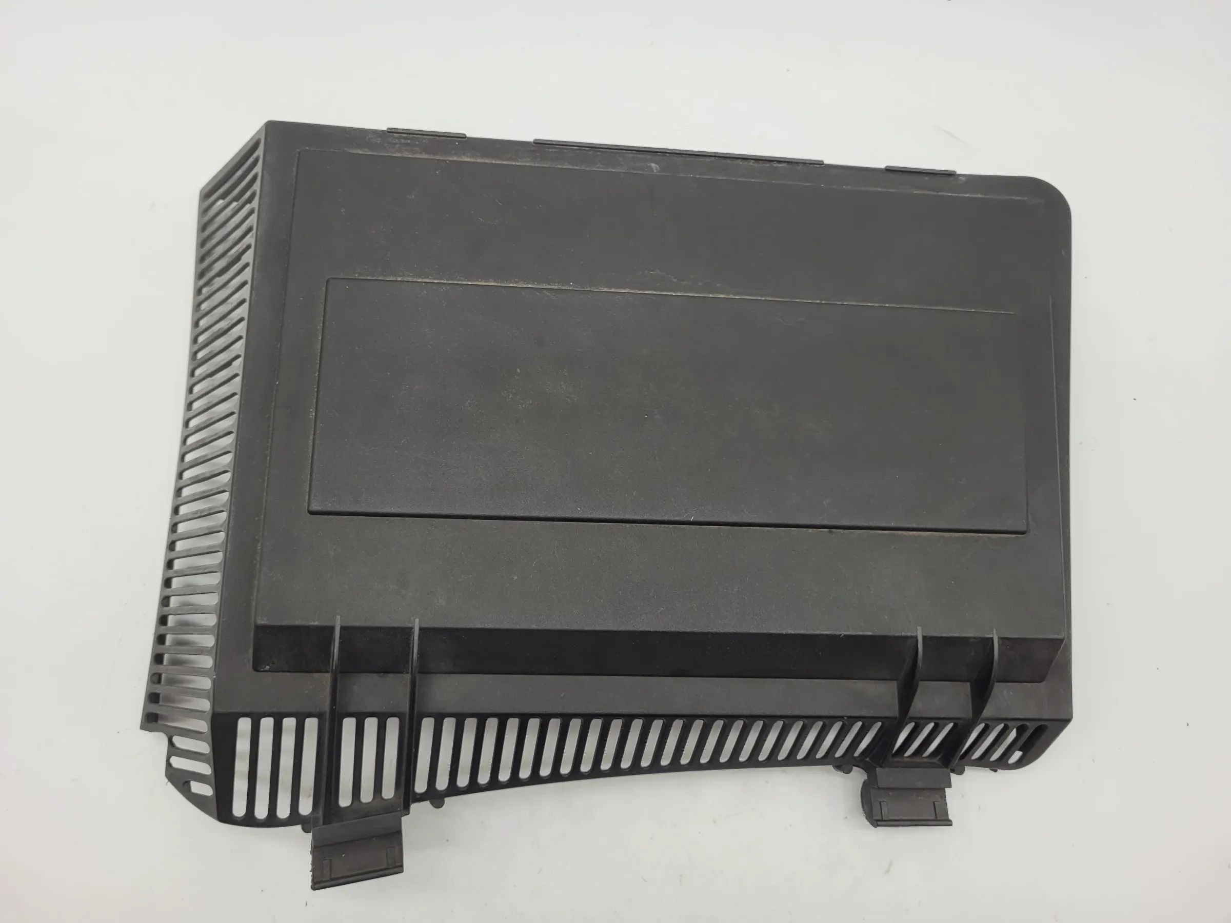 BMW 5er Touring E39 Pollenfilter Gehäuse Deckel Links 64.31-8379627 Original