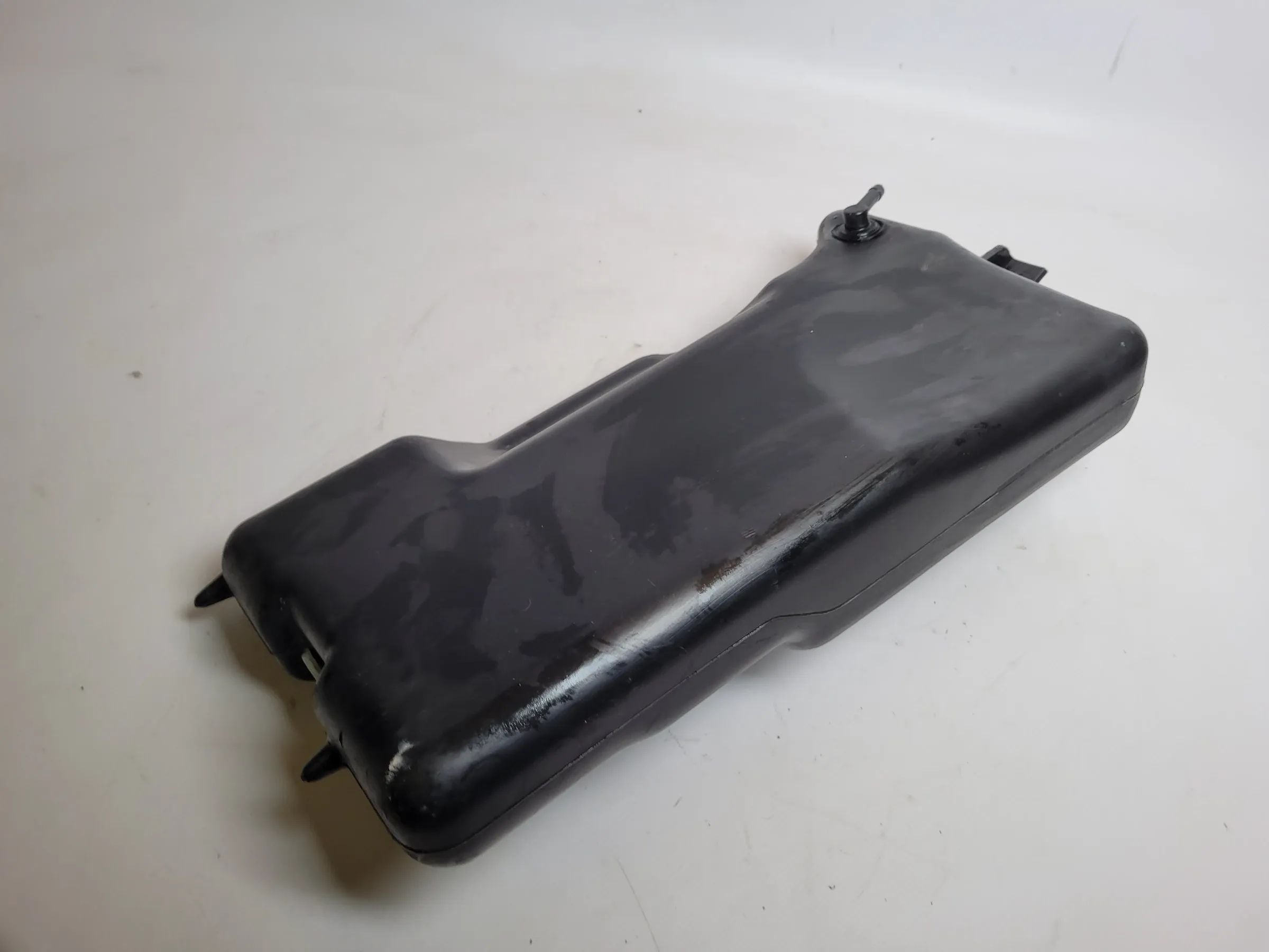 Originele BMW 5er Touring E39 uitgleichsbehälter actieve koolstoffilter 1181574