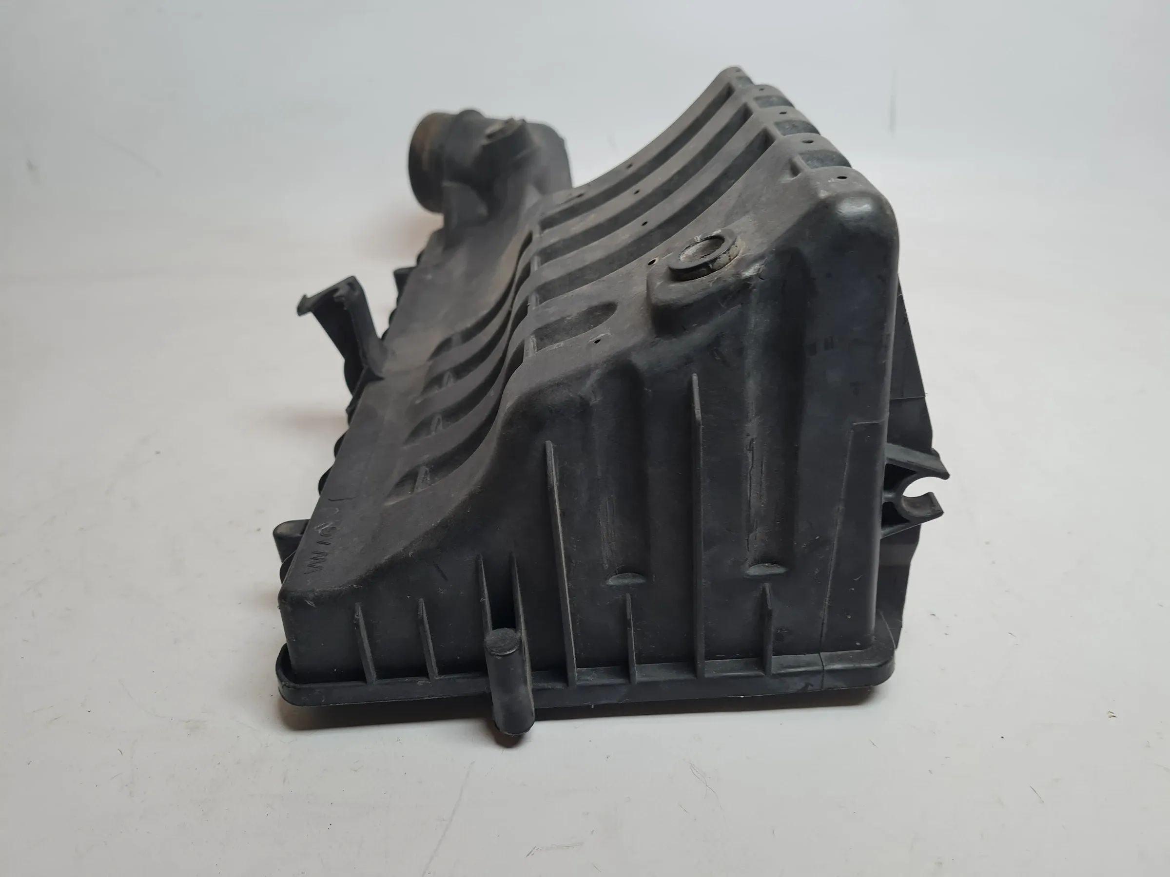 Seat Ibiza III 6L1 Luftfilterkasten Teil Links 036.183.F Original