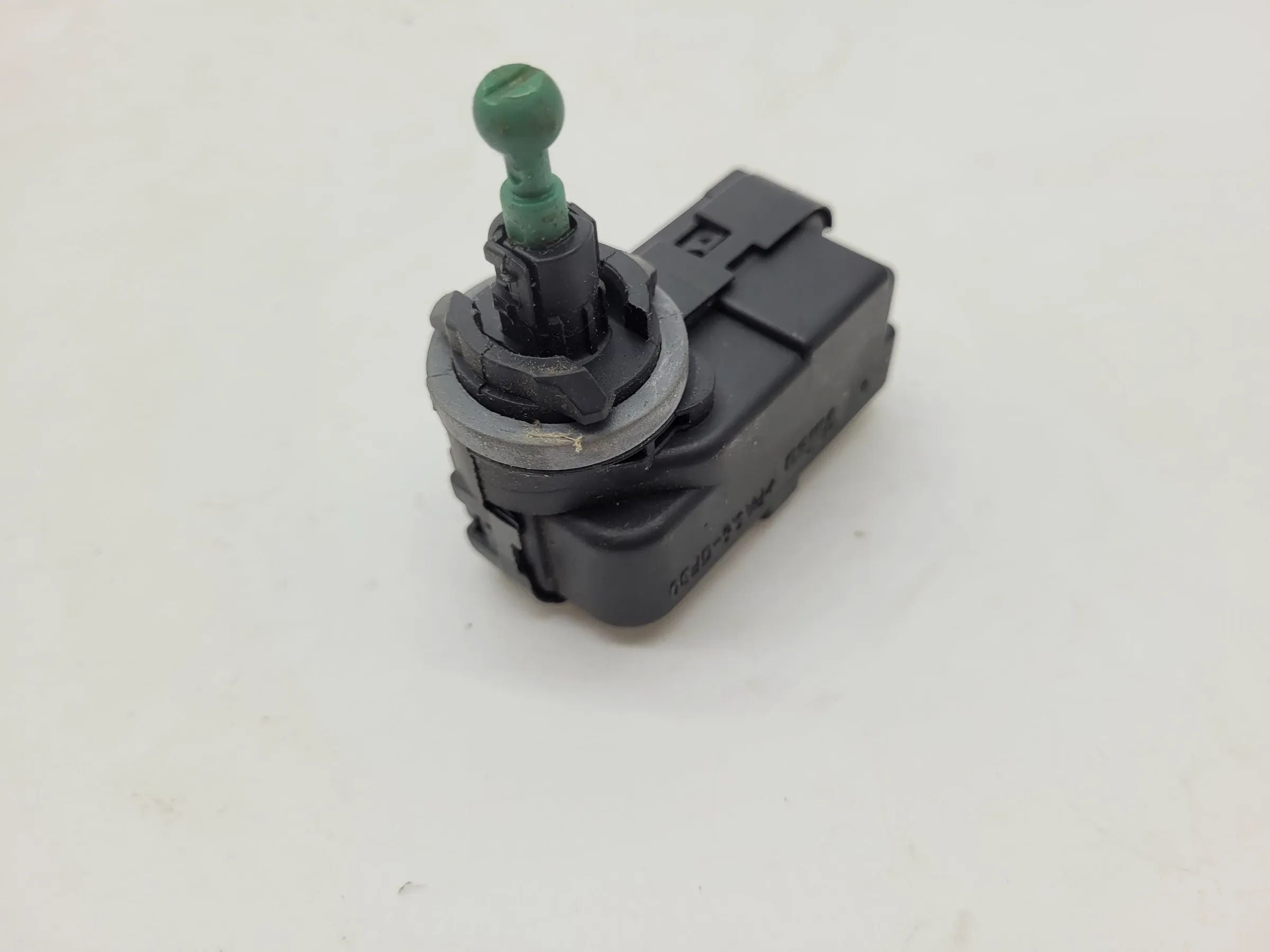 Original VW Golf IV 1J 08/97-06/05 Stellmotor LWR L/R 1J0941295F