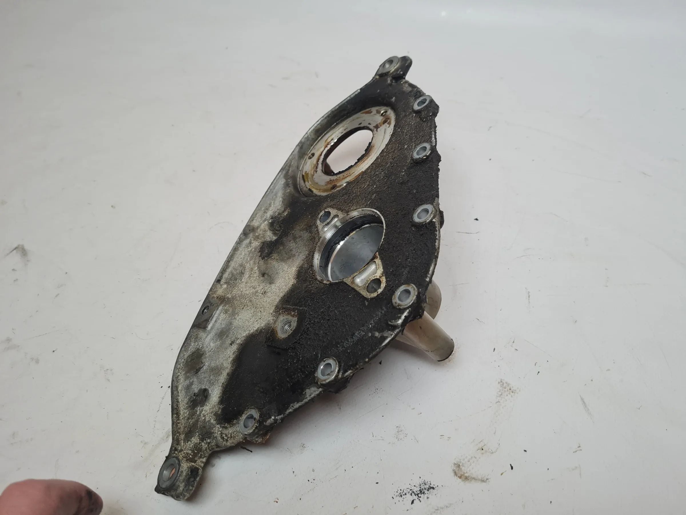 ฝาครอบหัวลูกเบี้ยว Mercedes C-Klasse CL203 ของแท้ M111.951 R1110161106