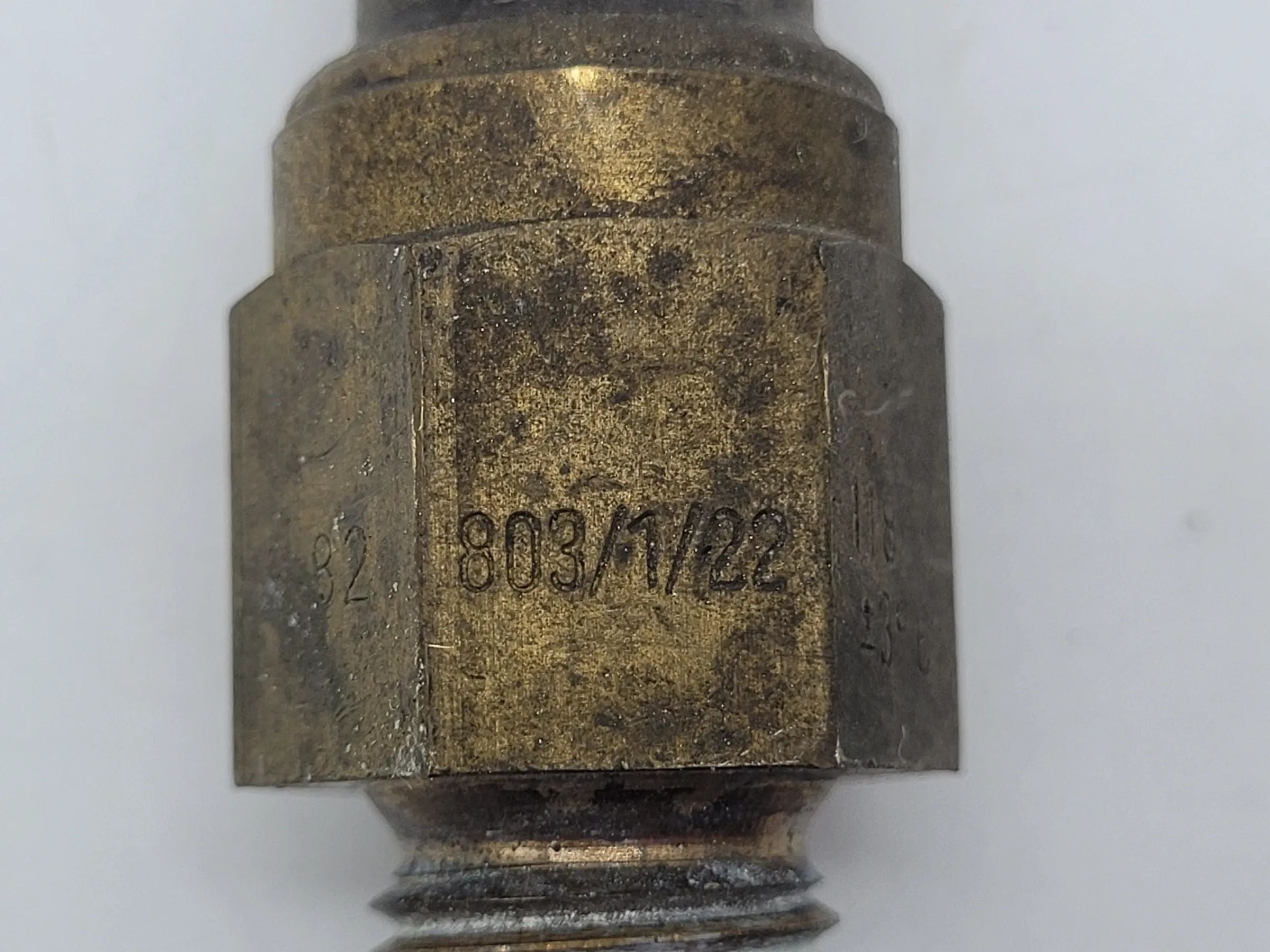 BMW 5er E28 E34 6er E24 7er E23E32 VDO Temperaturgeber 803/1/22