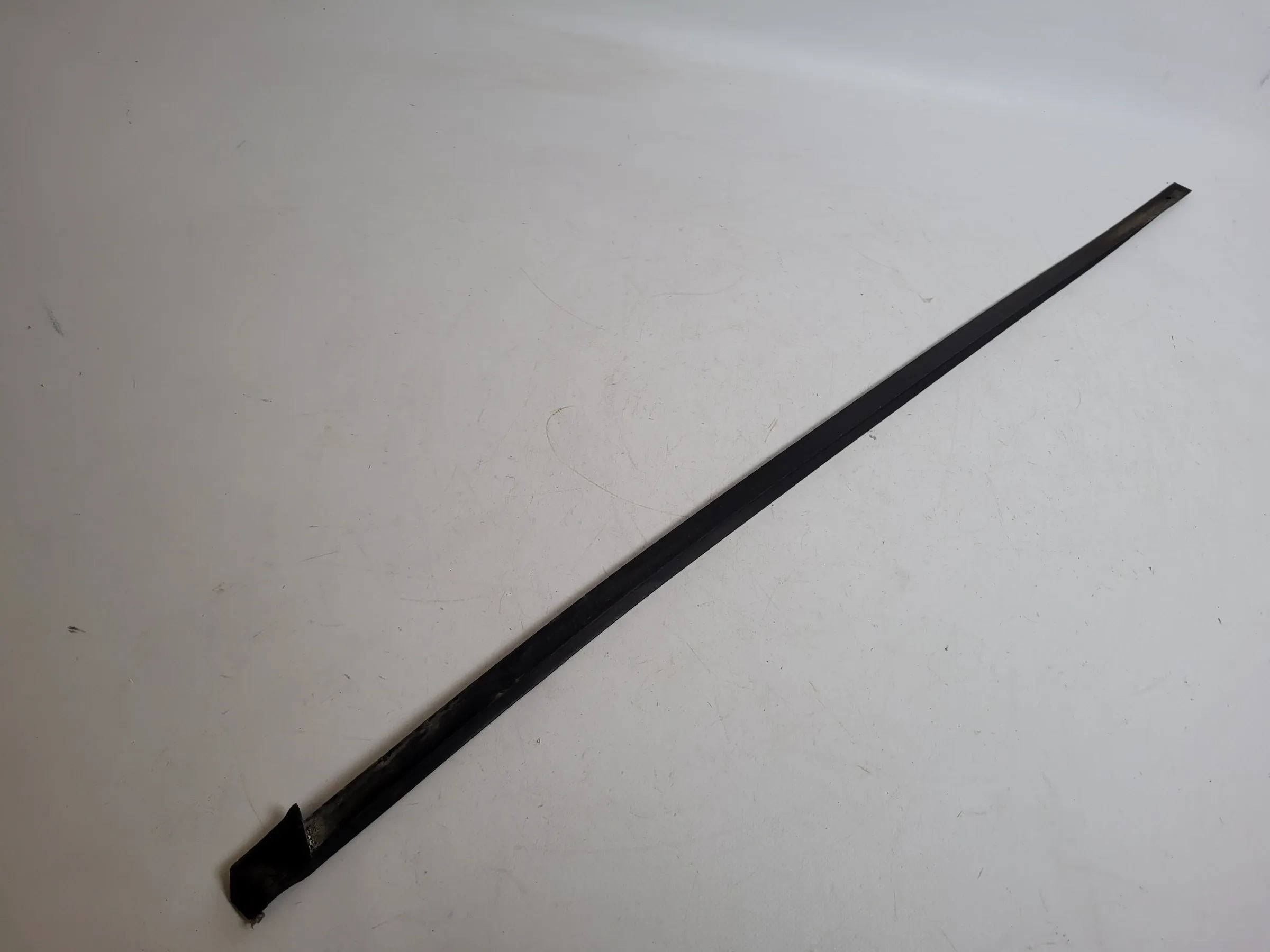 Original Mercedes C-Klasse CL203 Leiste Dichtung Rechts A2036983098