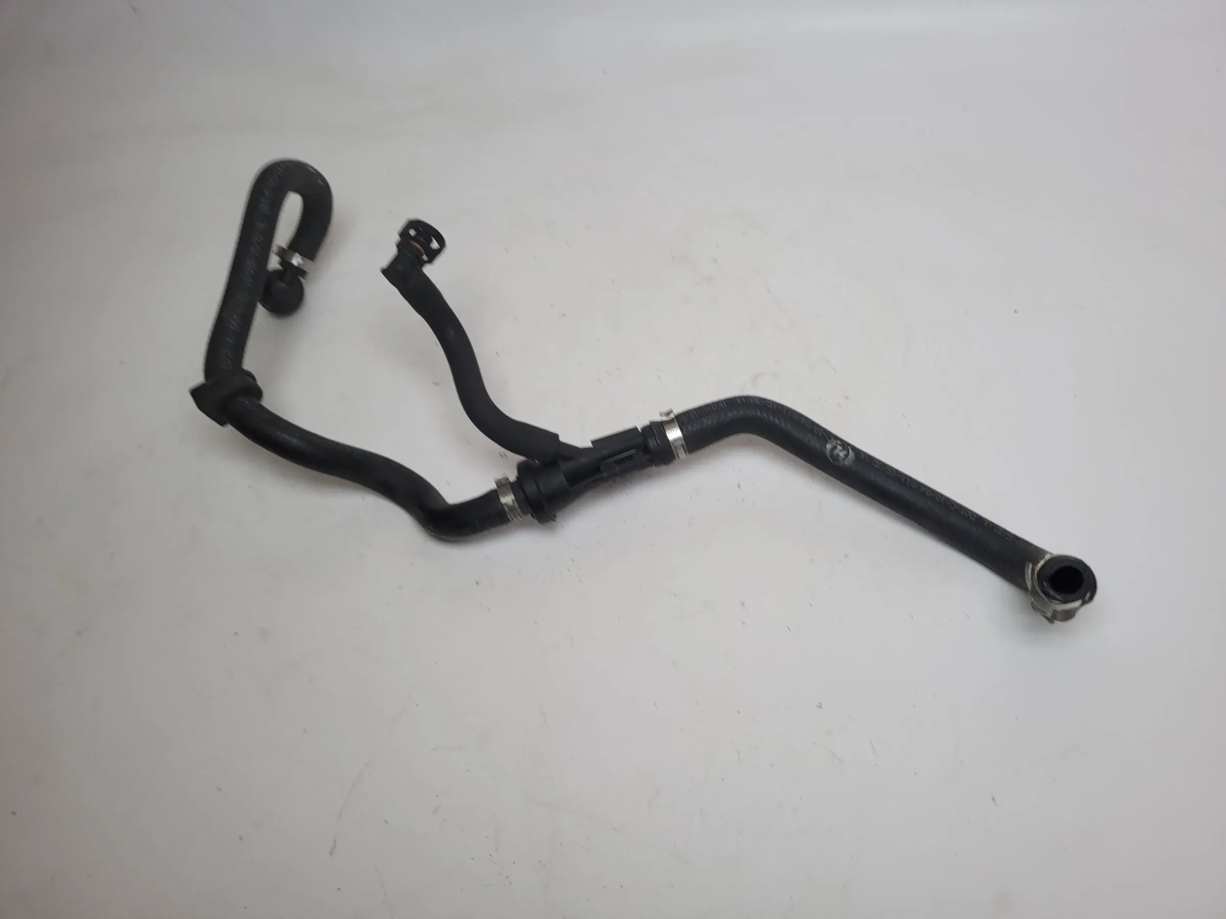 BMW 5er (E60/E61) Unterdruckschlauch Leitung 34.33-6768385 Original