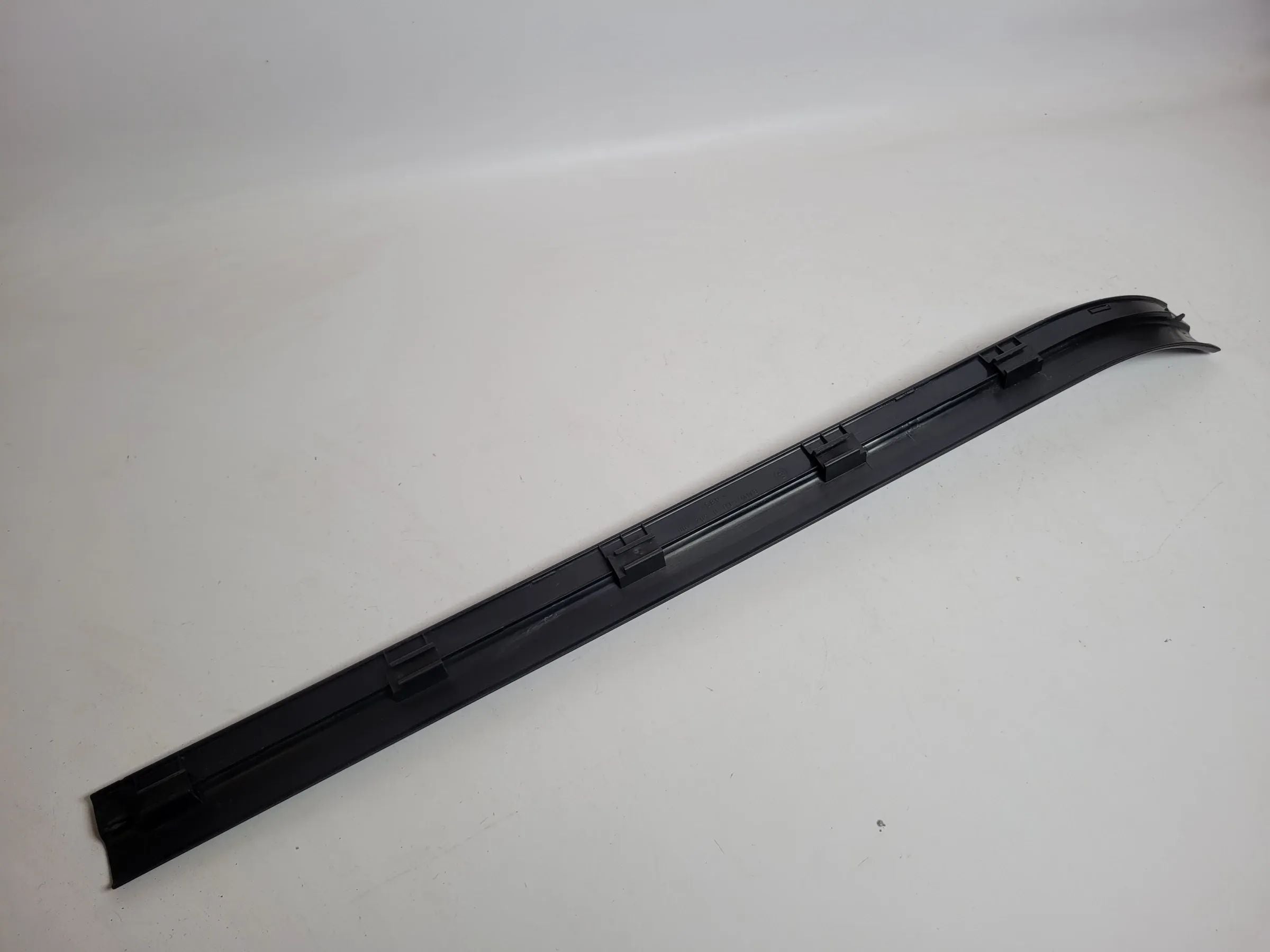 Original BMW X5 (E53) Einstiegsblende Kick Trim Vorne Rechts 8402108