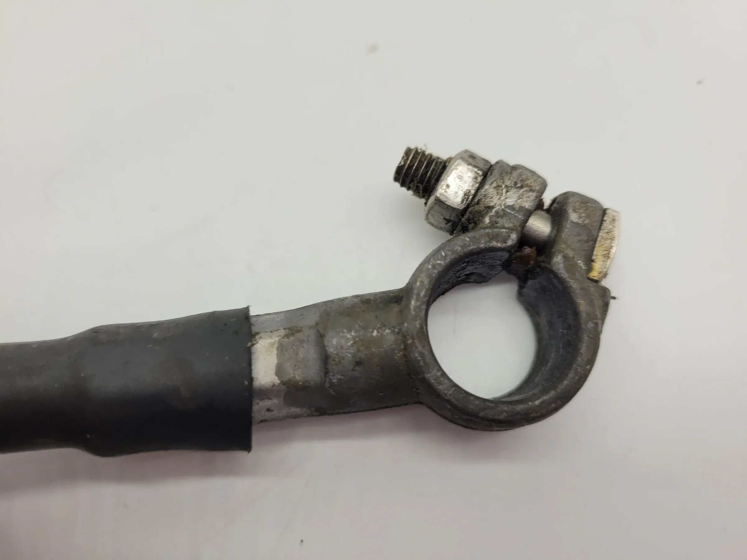 Original Audi A6 (4B2/4B4) Masseleitung Batterie Leitung Kabel 8D1971235