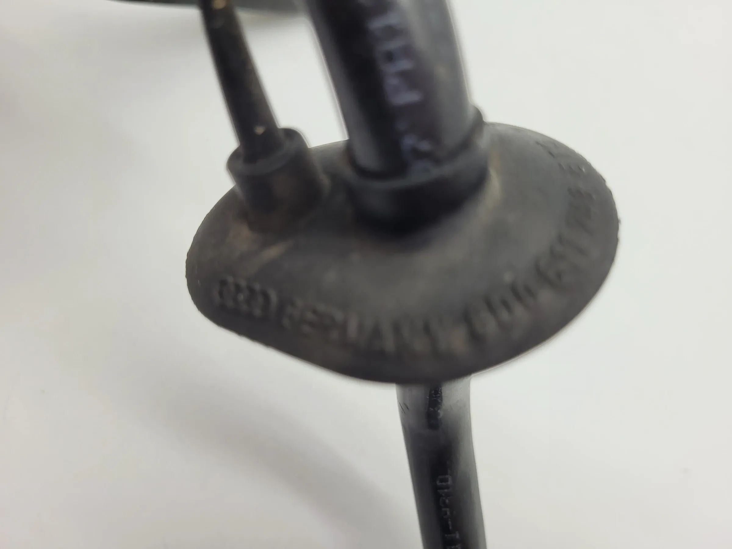 Original Audi A6 (4B2/4B4) Unterdruckleitung Bremskraftverstärker 8D0611743