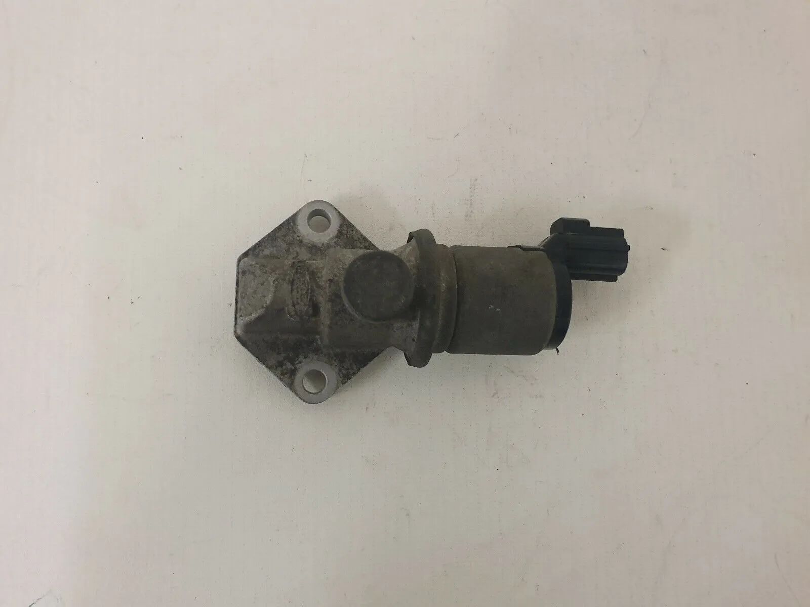 อะไหล่แท้ Ford Fiesta XS609F715-AA ไอเดิลแอร์ควบคุม สภาพดี