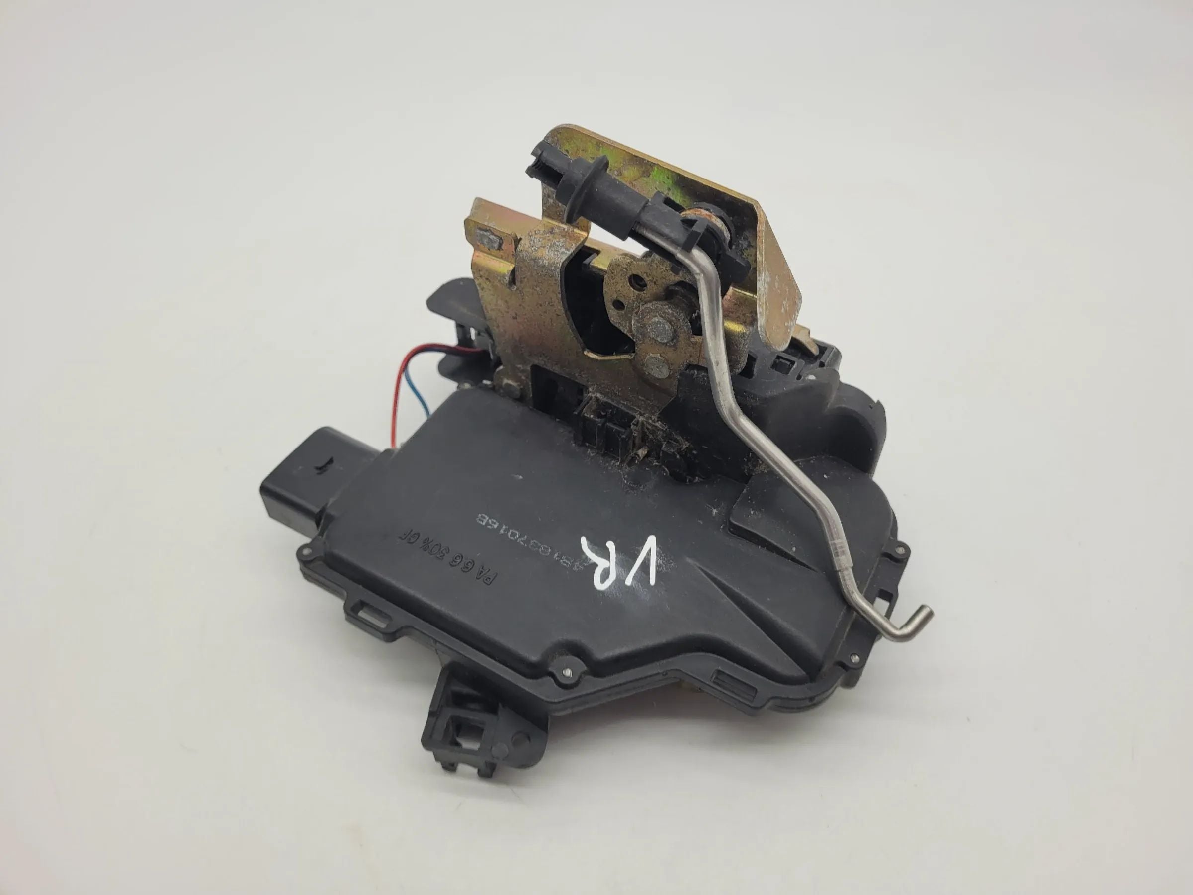 Original Audi A6 (4B2/4B4) Türschloß Stellmotor ZV Vorne Rechts 4B1837016B