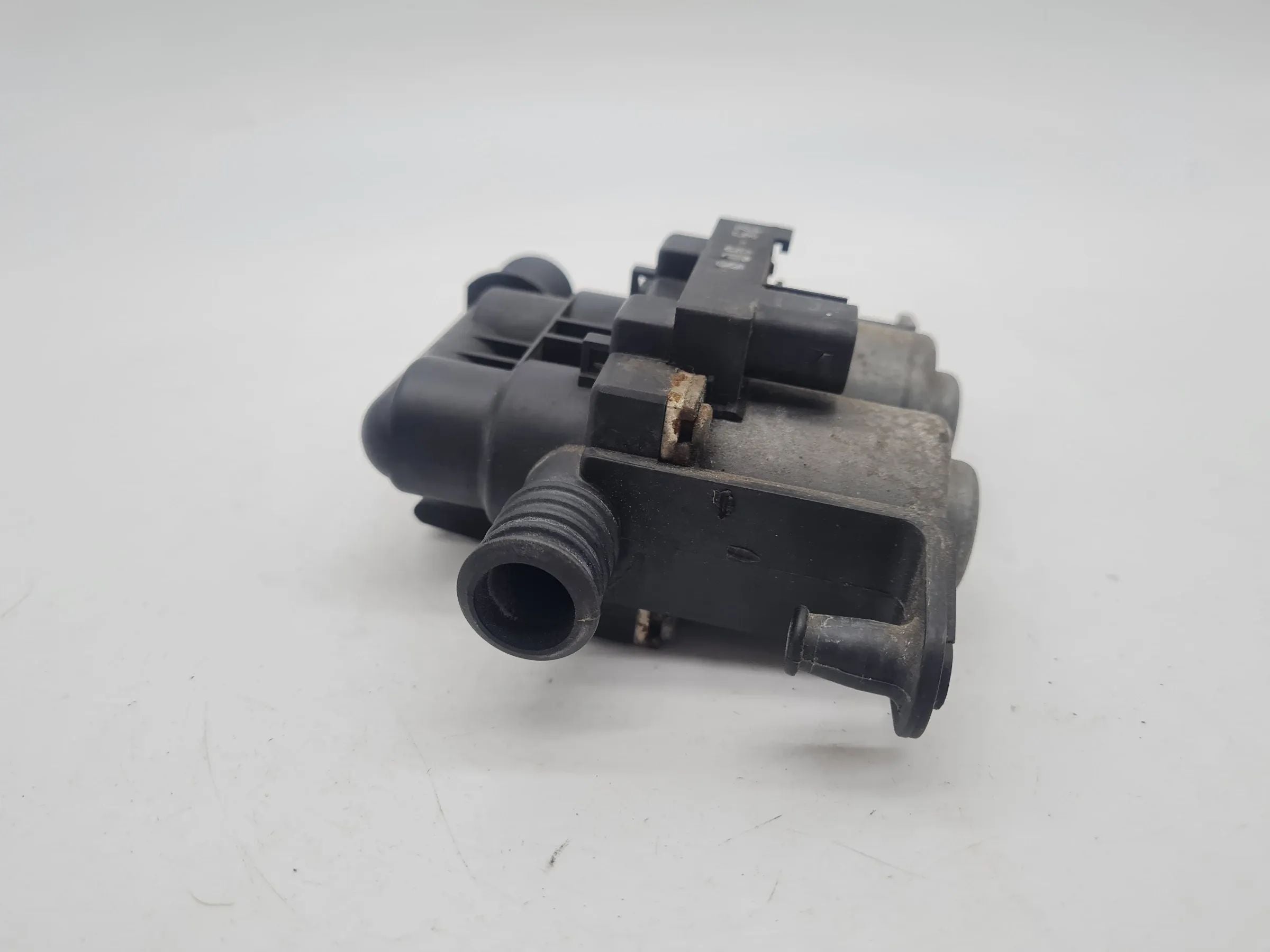 Original BMW 5er/X5/7 (E39/E53) Klima Wasserventil 64.12-8374995