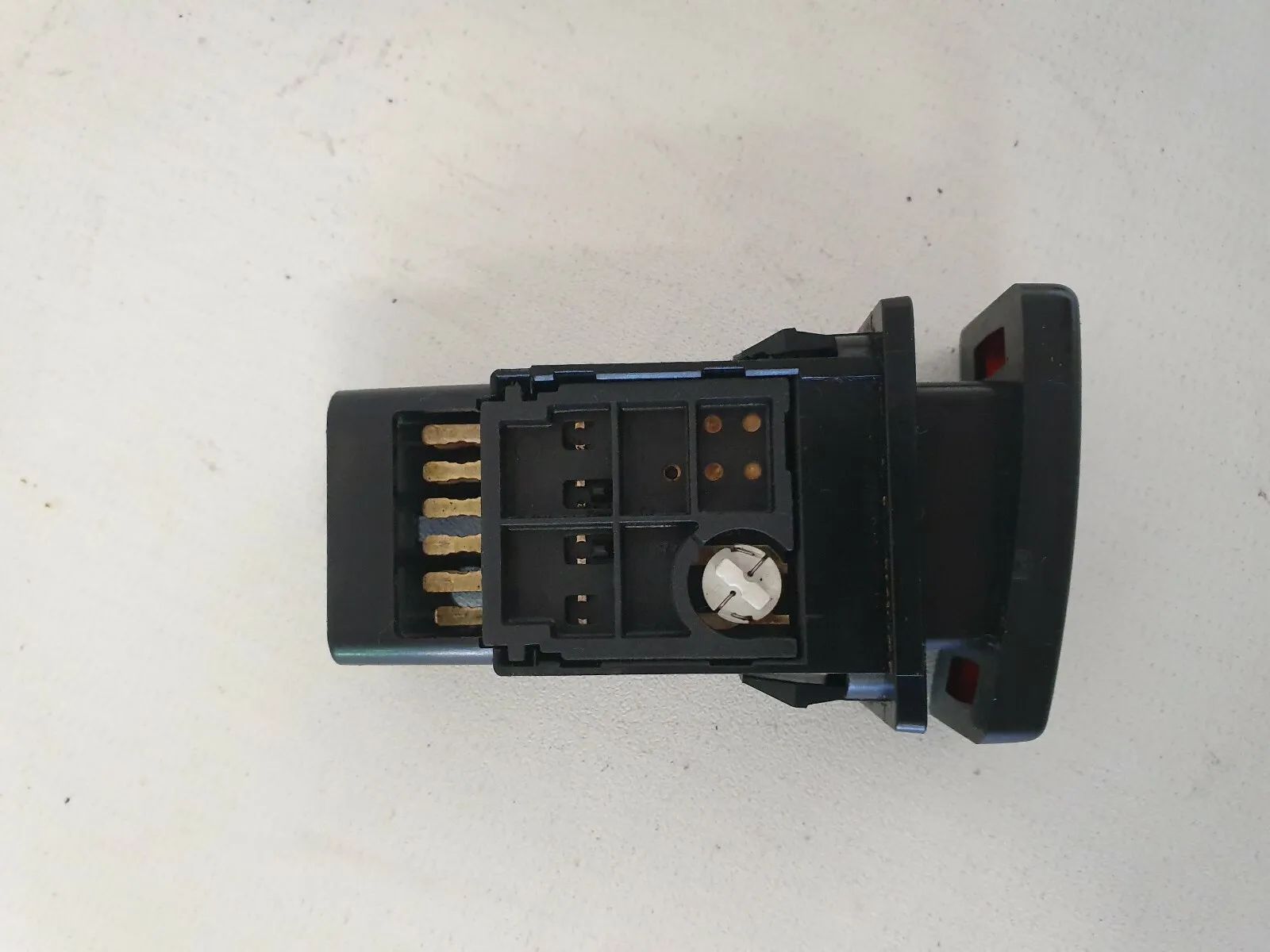 ⭐⭐⭐ orig. Hazard warning switch 157963 TOYOTA AVENSIS COMBI (T25) 2.2 D-CAT ⭐⭐⭐ 