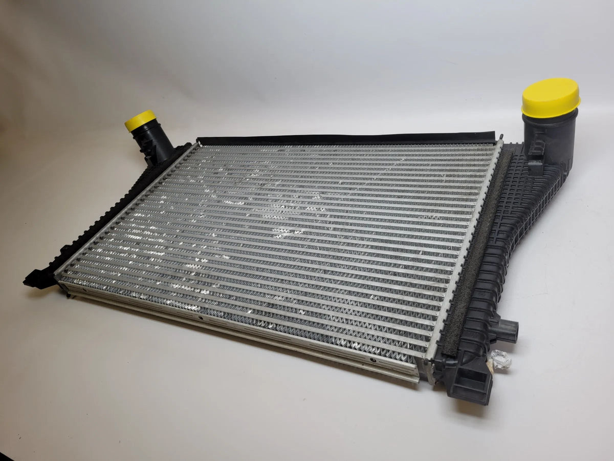 Original VW/Audi/Skoda Golf VII /Tiguan/Octavia III Ladeluftkühler 5Q0145803K