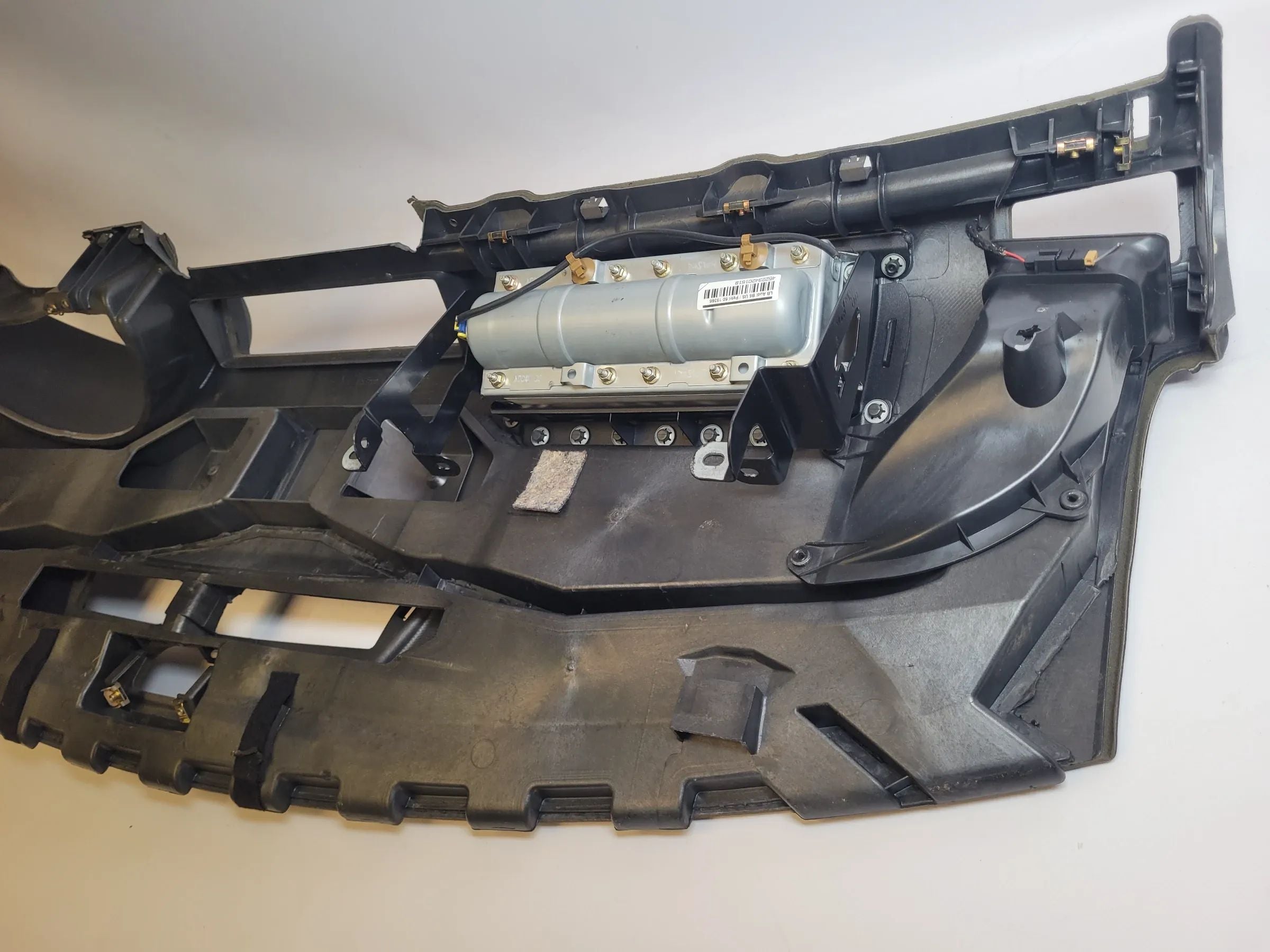 Original Audi A4 (8E/B6/B7) Armaturenbrett mit Airbag 8E1857033A