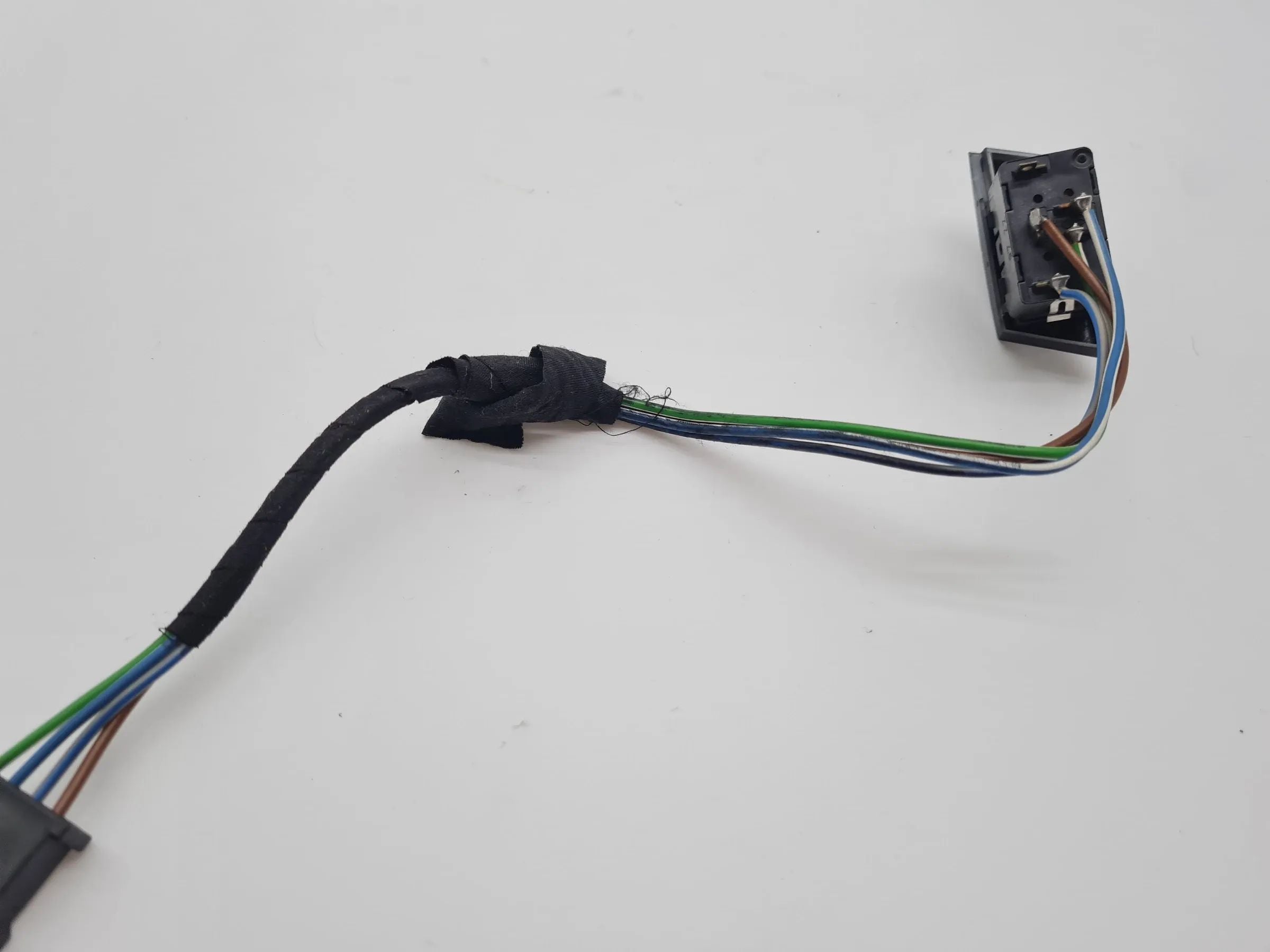 Original Audi A6 (4B2/4B4) Schalter Zentralverriegelung 4B1962107B98