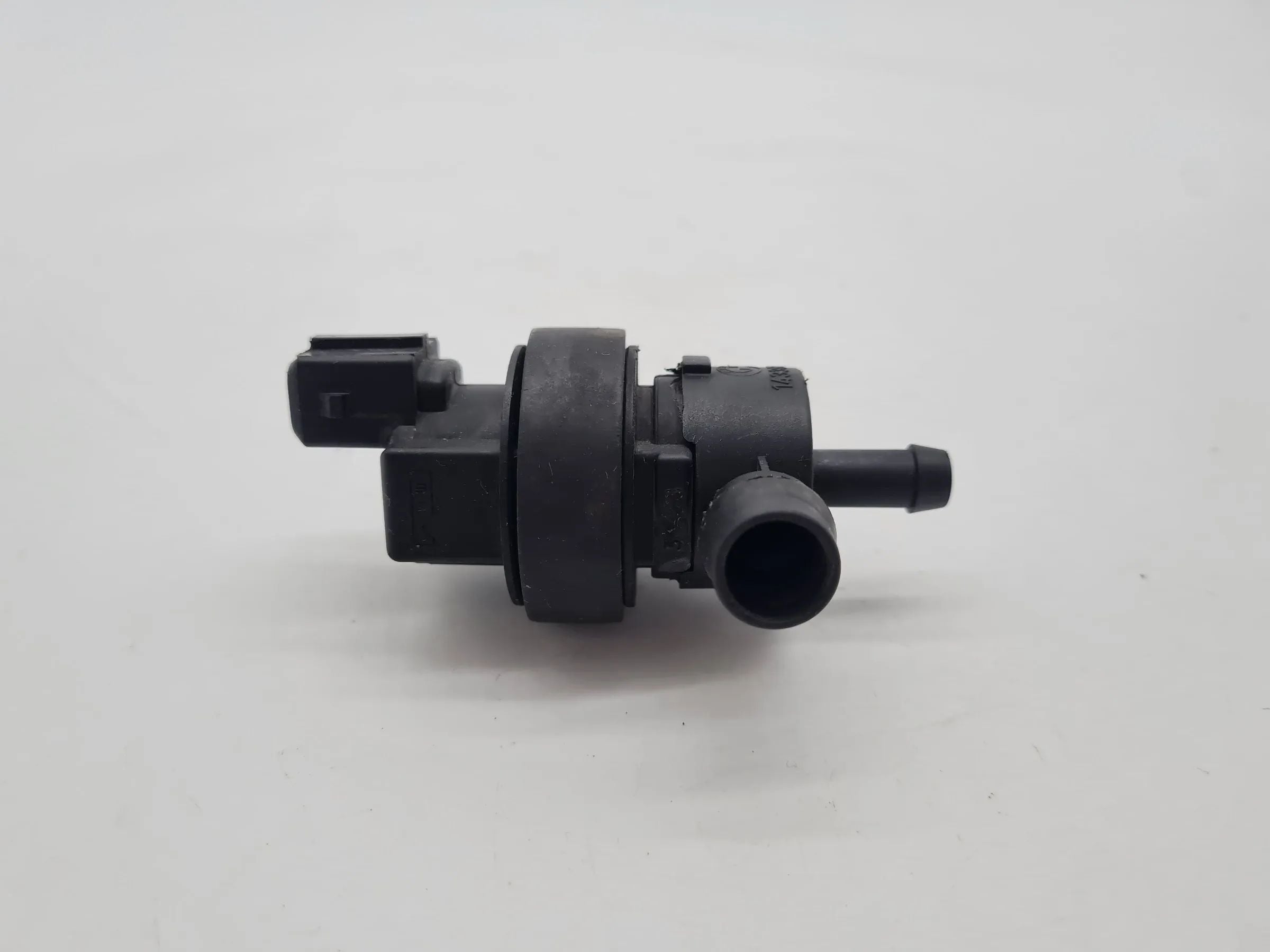 Original BMW 5er (E39) Tankentlüftungsventil 1433602