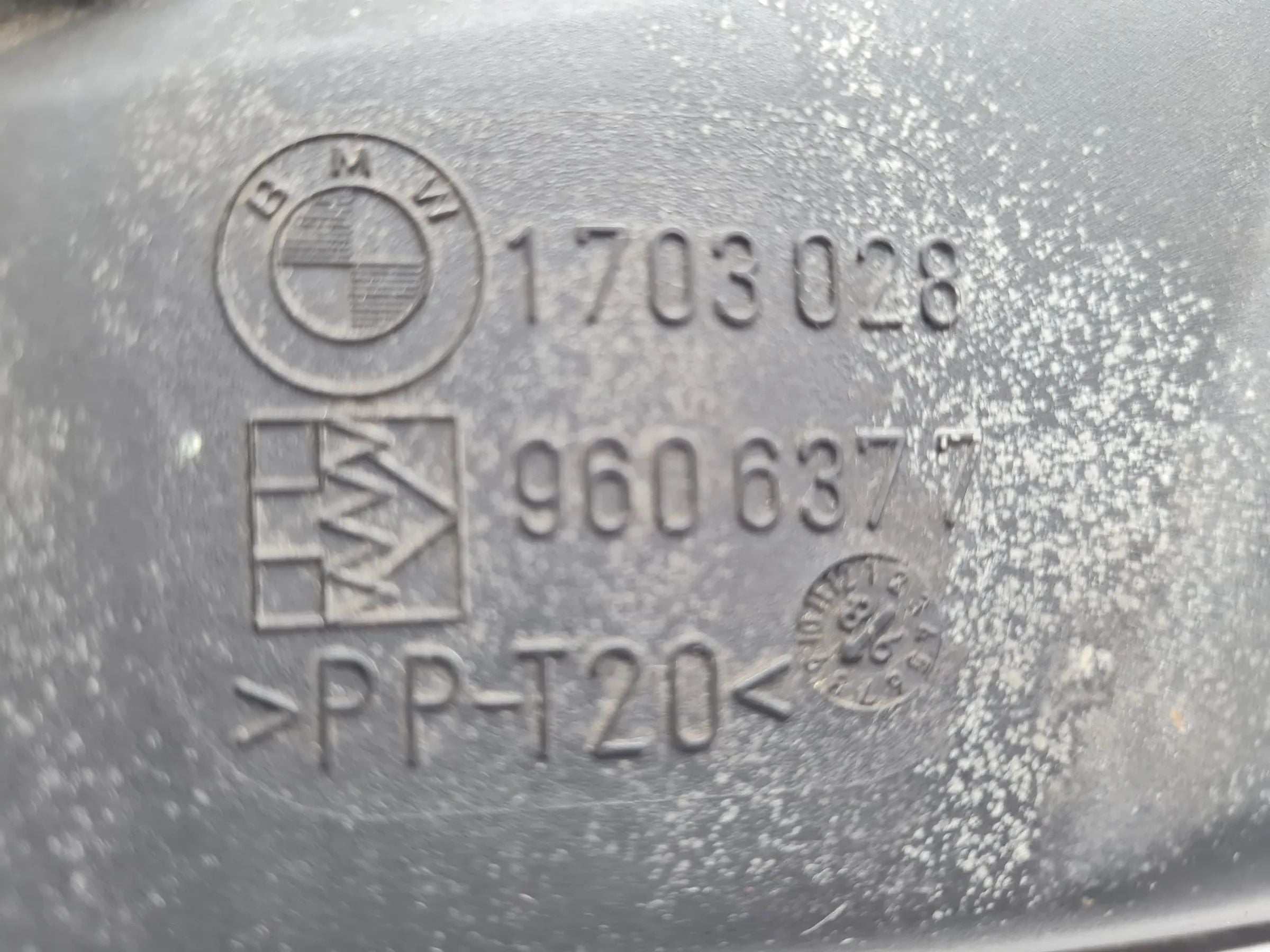 Original BMW 5er (E39) Luftfiltergehäuse Ansaugschlauch 1703028