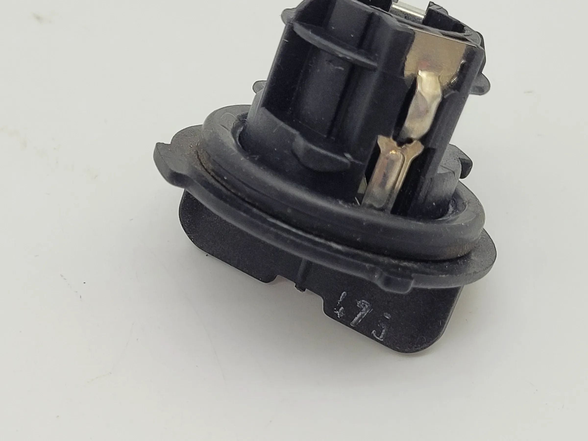 Original Fiat Punto Grande (199) Scheinwerfer Fassung Blinker L/R (89101387/88)