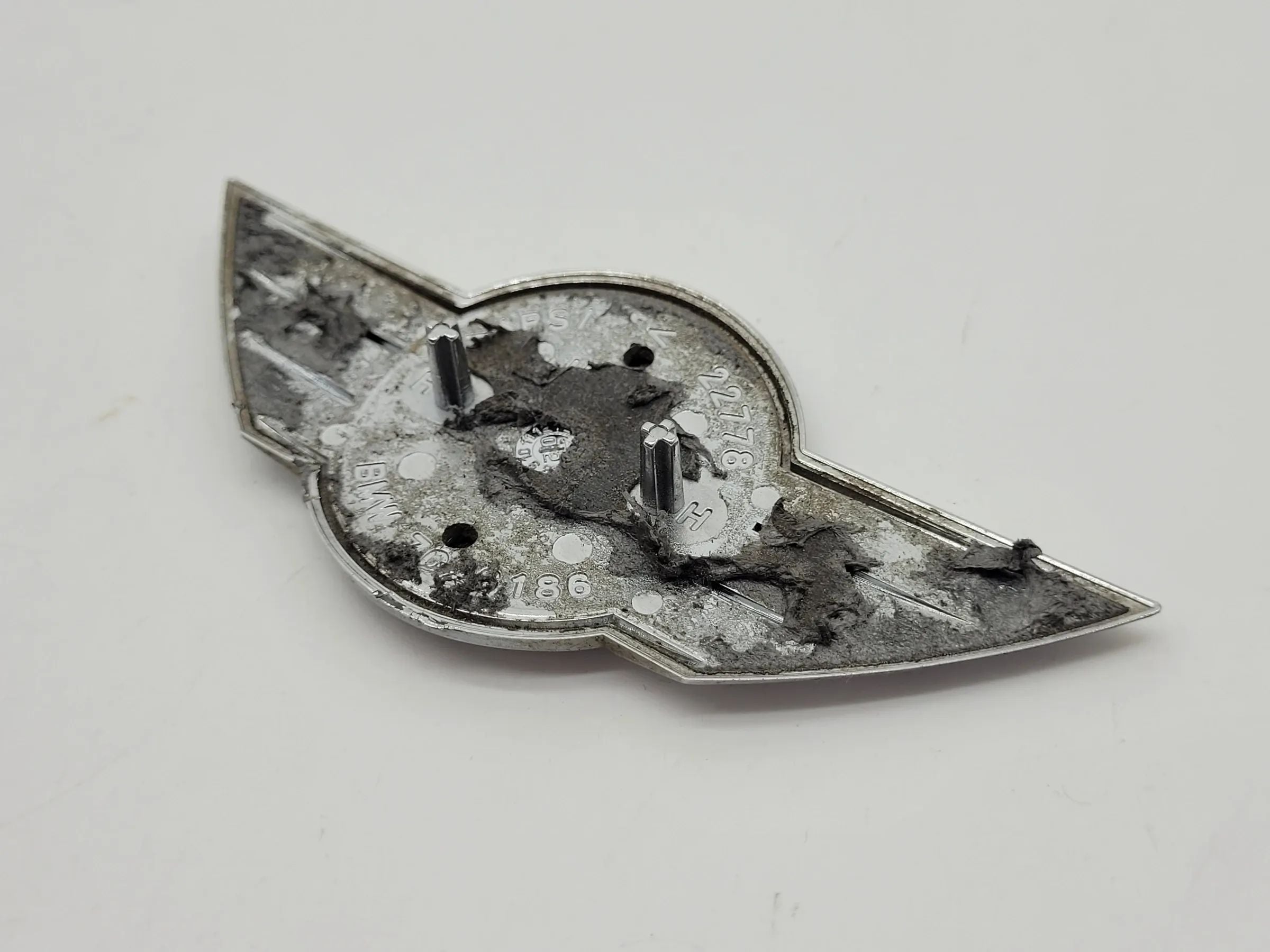 Original Mini One (R50/R53) Emblem Logo Heck 7026186