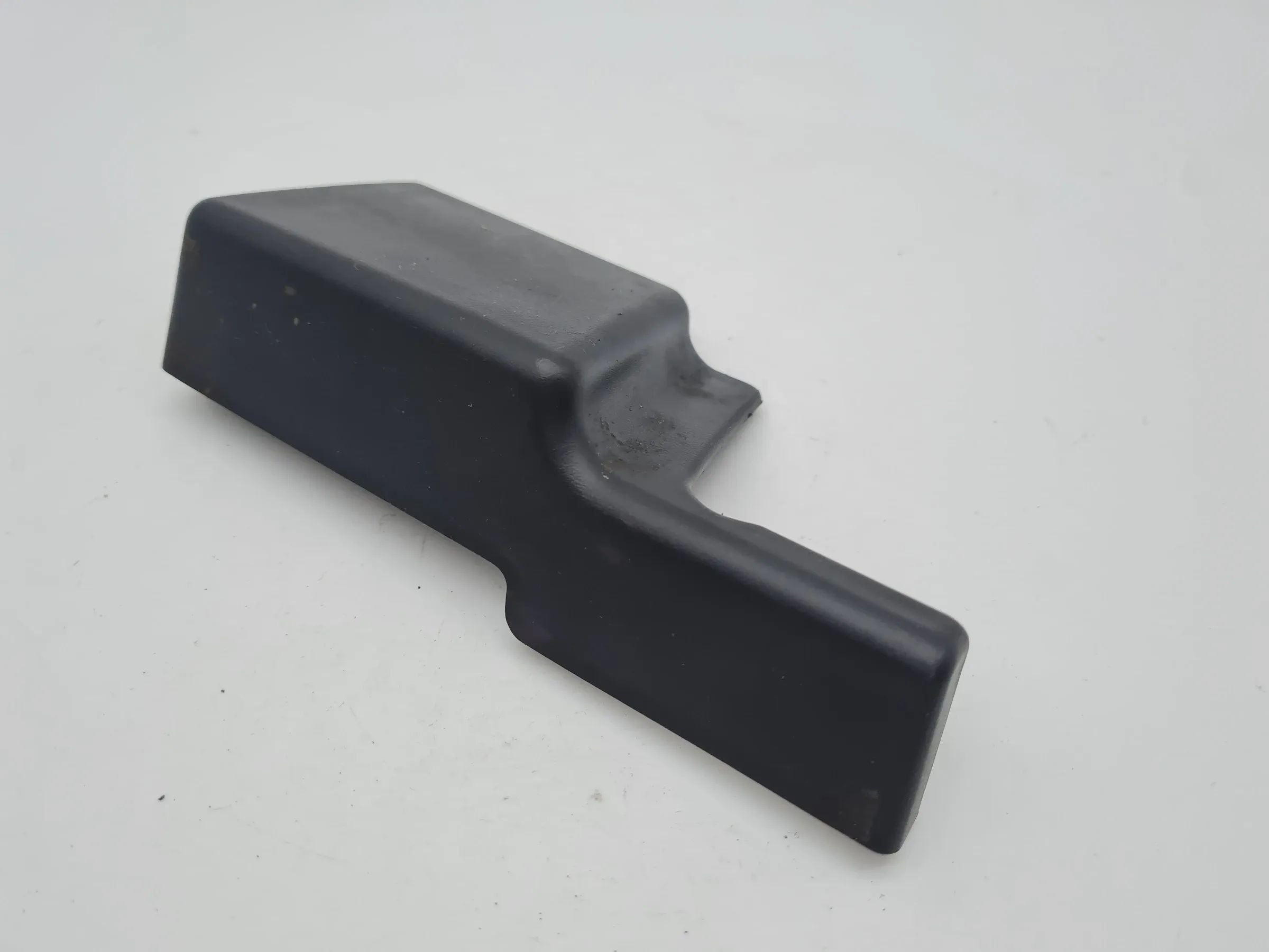 Original Audi A6 (4B2/4B4) Führungsschiene SItz Blende Links Vorne 8L0881349