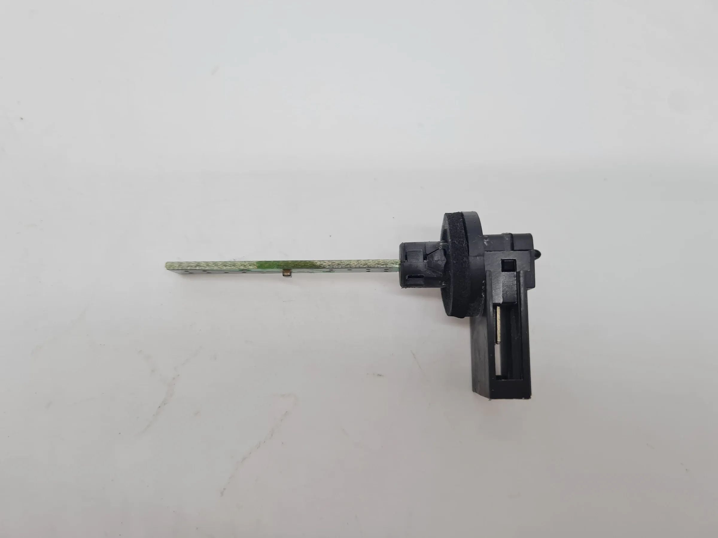 Original Audi A4 (8E/B6/B7) Temperatur Fühler Sensor, 4B0820539