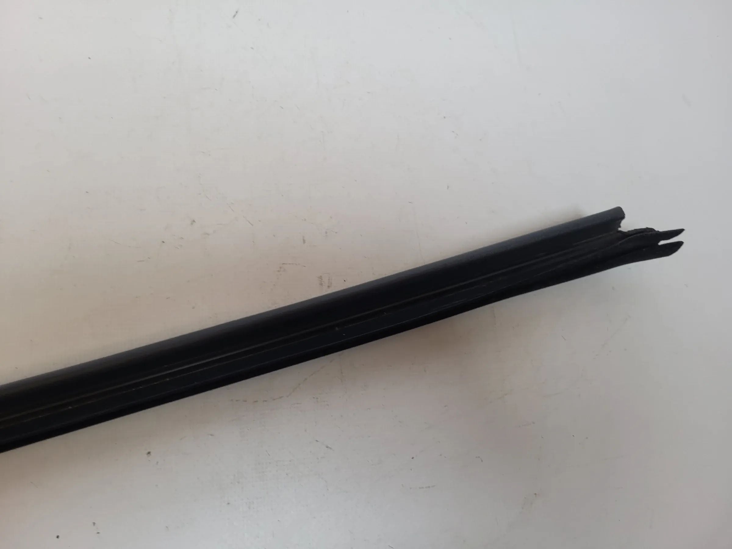 Original Audi A6 (4B2/4B4) Fensterschachtleiste Fenster Dichtung Hinten Rechts