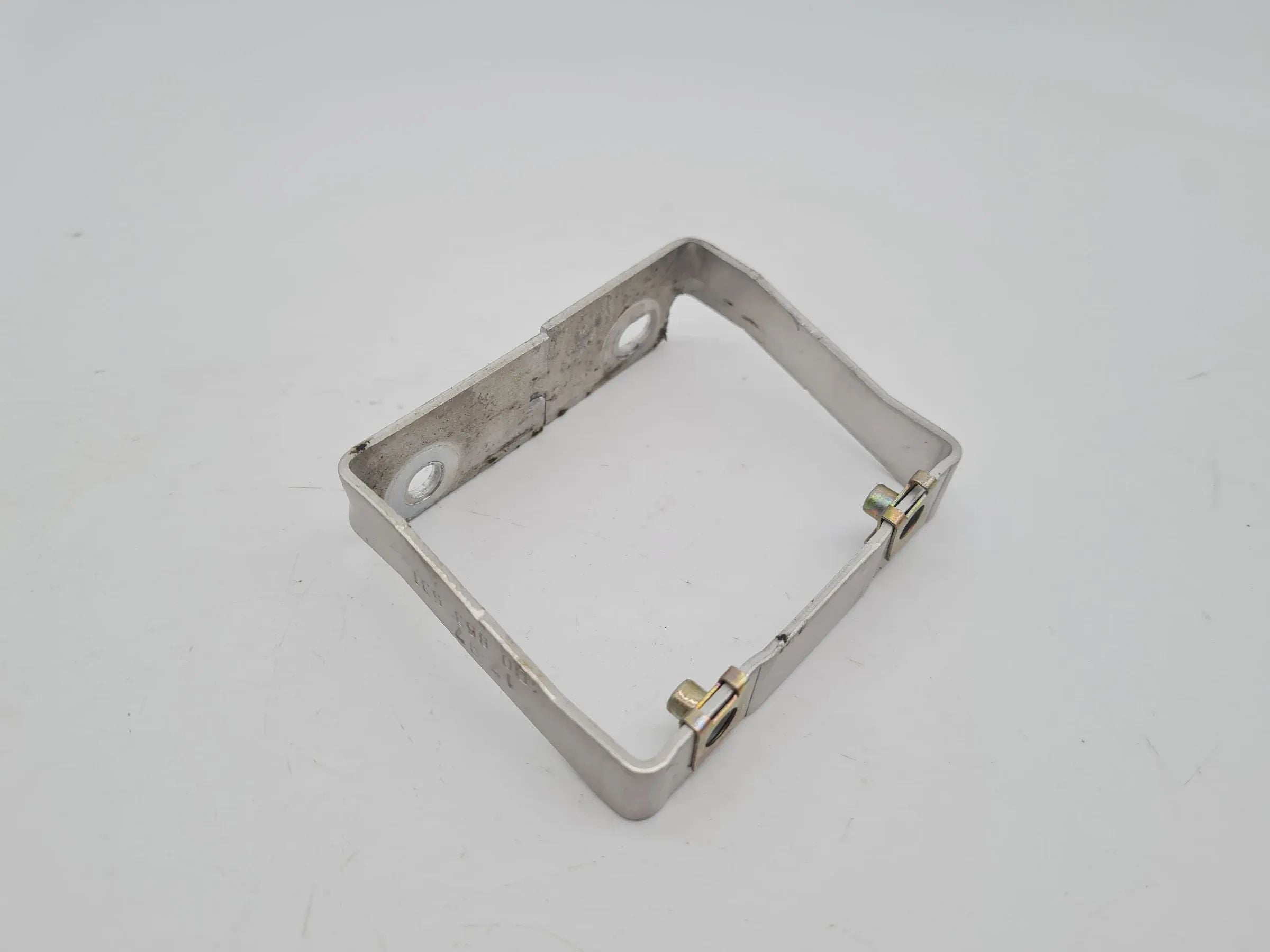 Original Audi A6 (4B2/4B4) Halter Befestigung 4B0863531