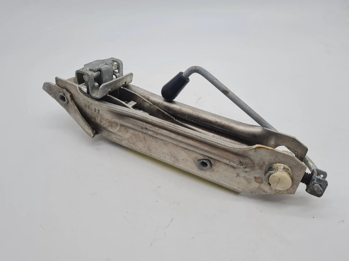 Original Audi A6 (4B2/4B4) Wagenheber Bordwerkzeug 8L0011031A